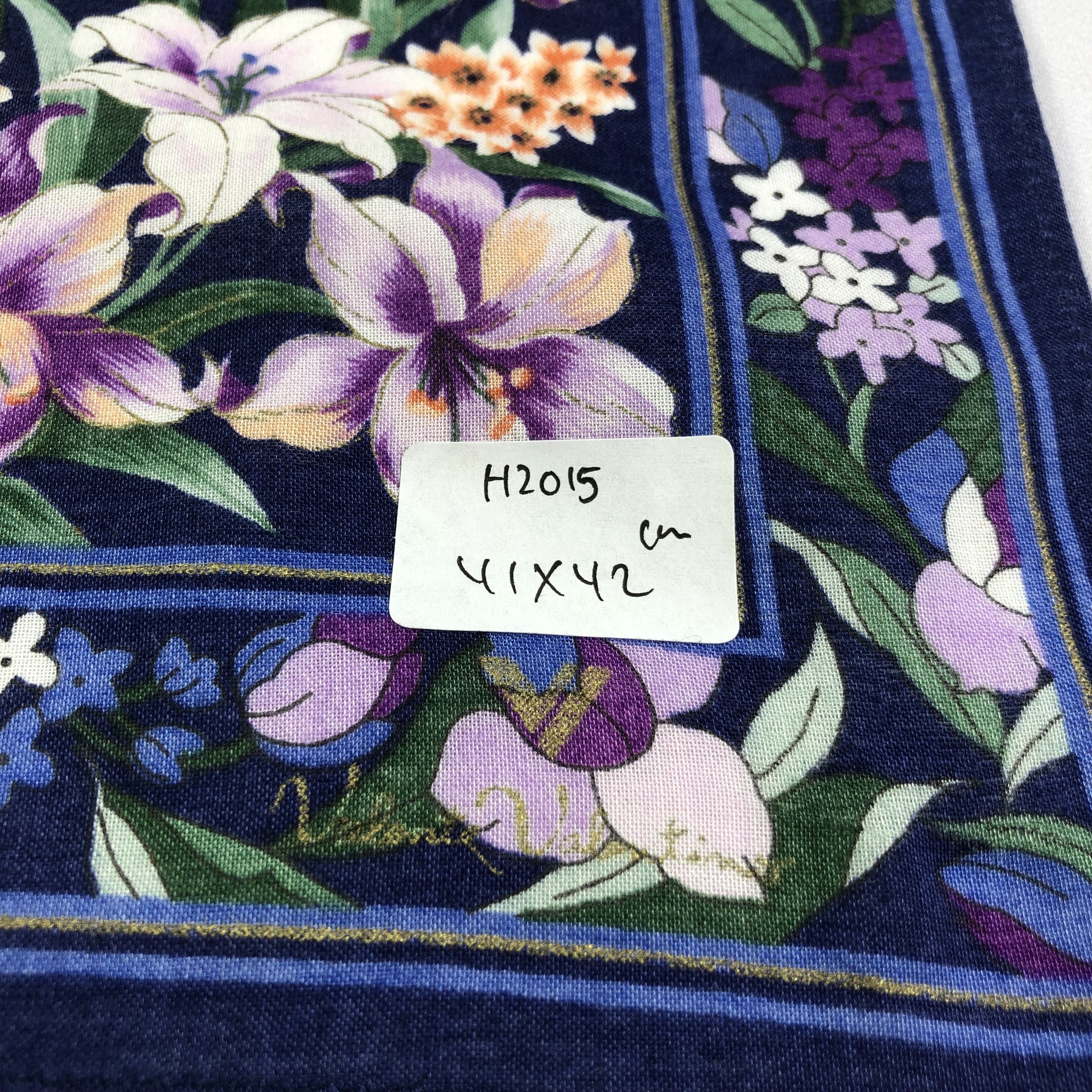 Vintage Valente Valentino Handkerchief Neckerchief Bandana H2015 Size ONE SIZE - 5 Thumbnail