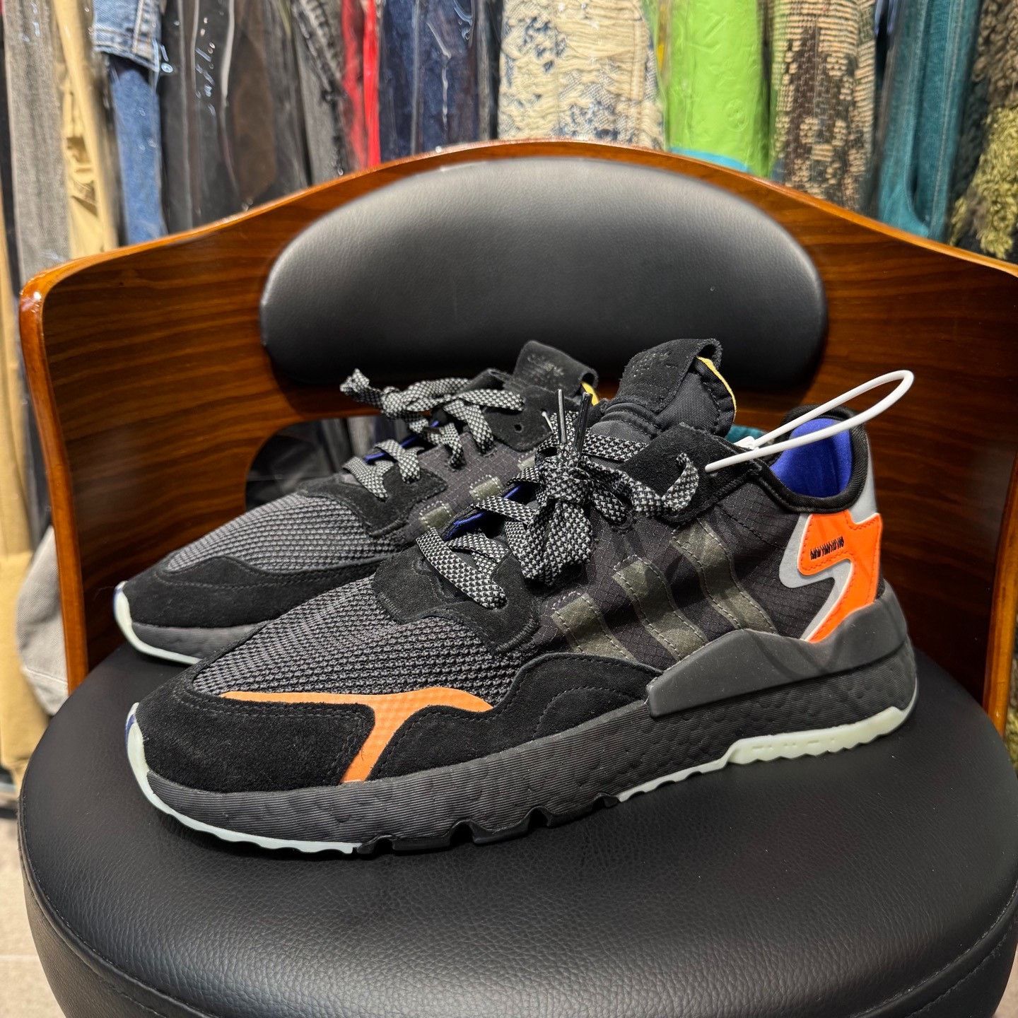 Adidas Adidas Retro Orange Lowtop Sneakers 11 Men Size US 11 / EU 44 - 1 Thumbnail