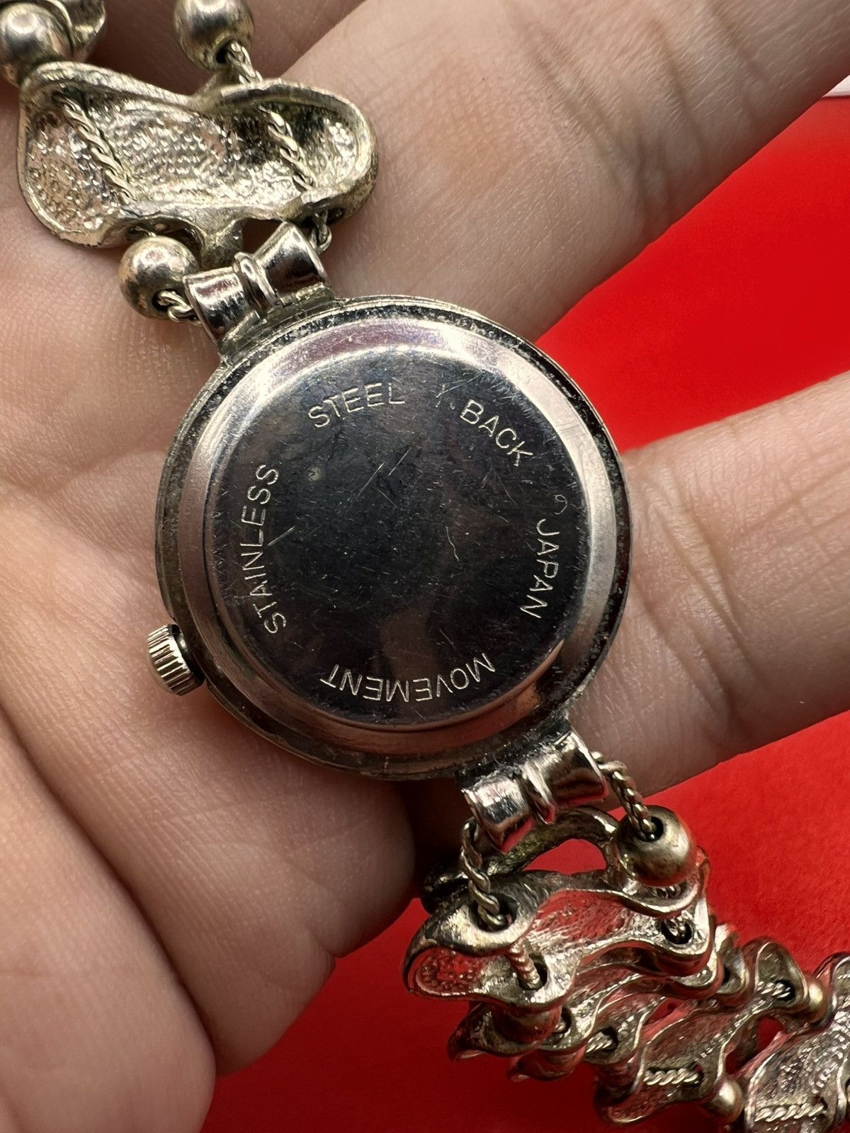 Other Nice Design Quartz Watch for Ladies. Size ONE SIZE - 7 Thumbnail