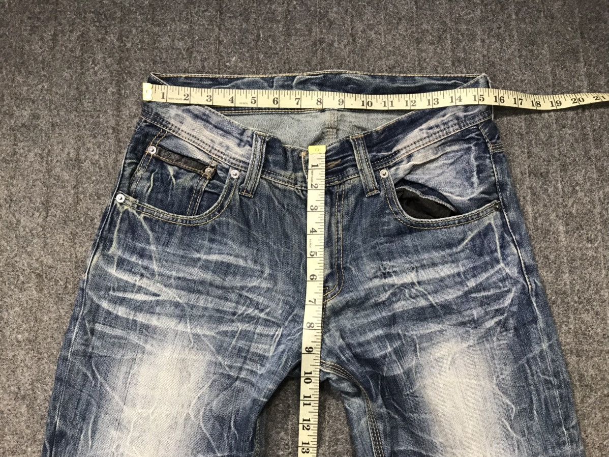 Japanese Brand Avail Garde Jean Faded Denim Straight Cut Fits Size 31 Size US 31 - 8 Thumbnail