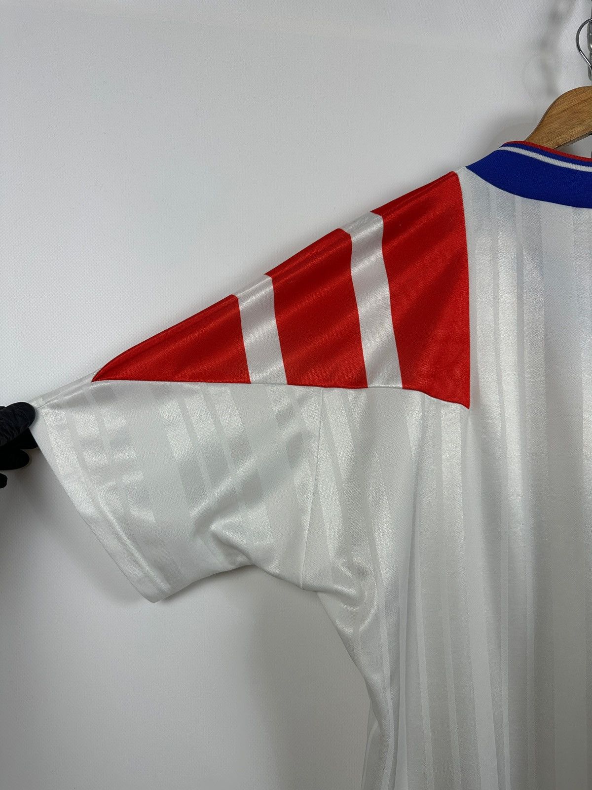 Adidas Vintage 1992/93 Adidas Glasgow Rangers Away Jersey Size US L / EU 52-54 / 3 - 17 Thumbnail