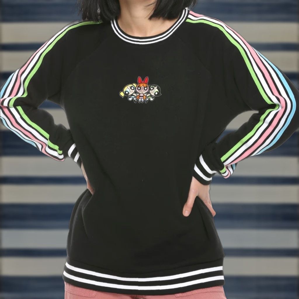 Vintage Powerpuff Girls Cartoon Network Our Universe MD Black Embroidered Sweatshirt NWT Sweater Size M / US 6-8 / IT 42-44 - 1 Thumbnail