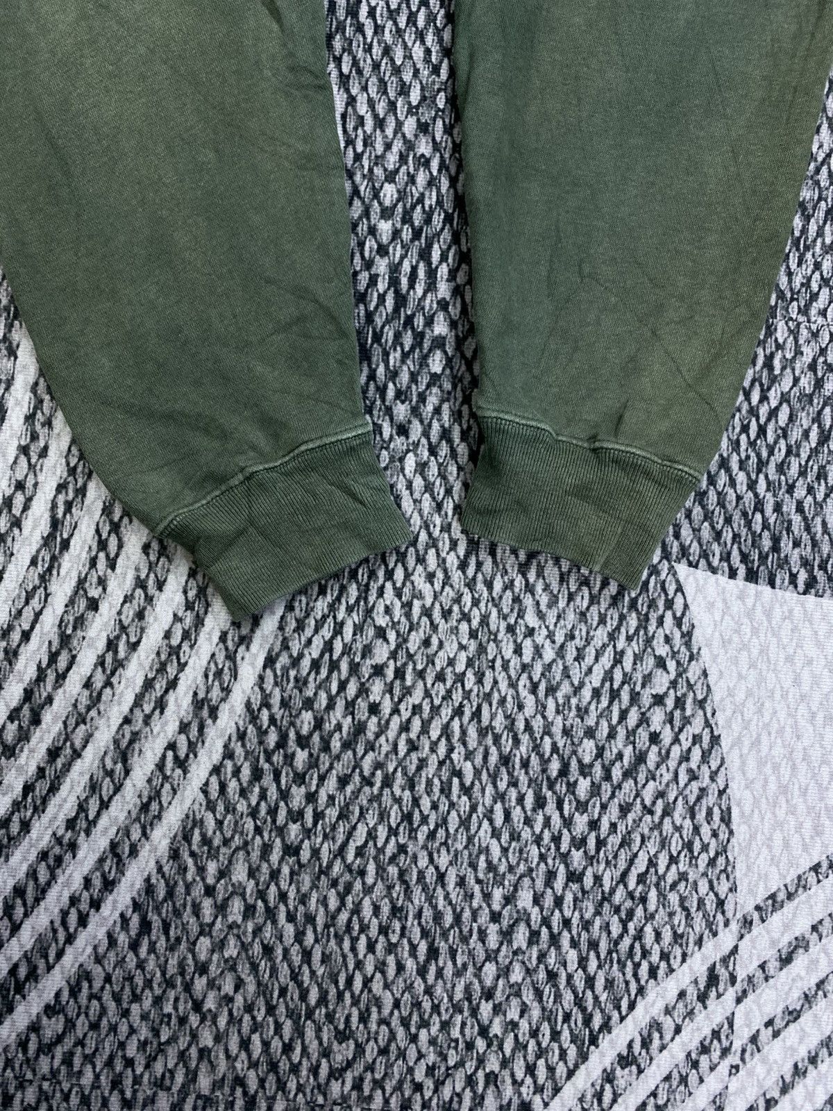 Gap Vintage Gap Big Spellout Faded Sweatshirt Hoodie Size US XL / EU 56 / 4 - 6 Thumbnail