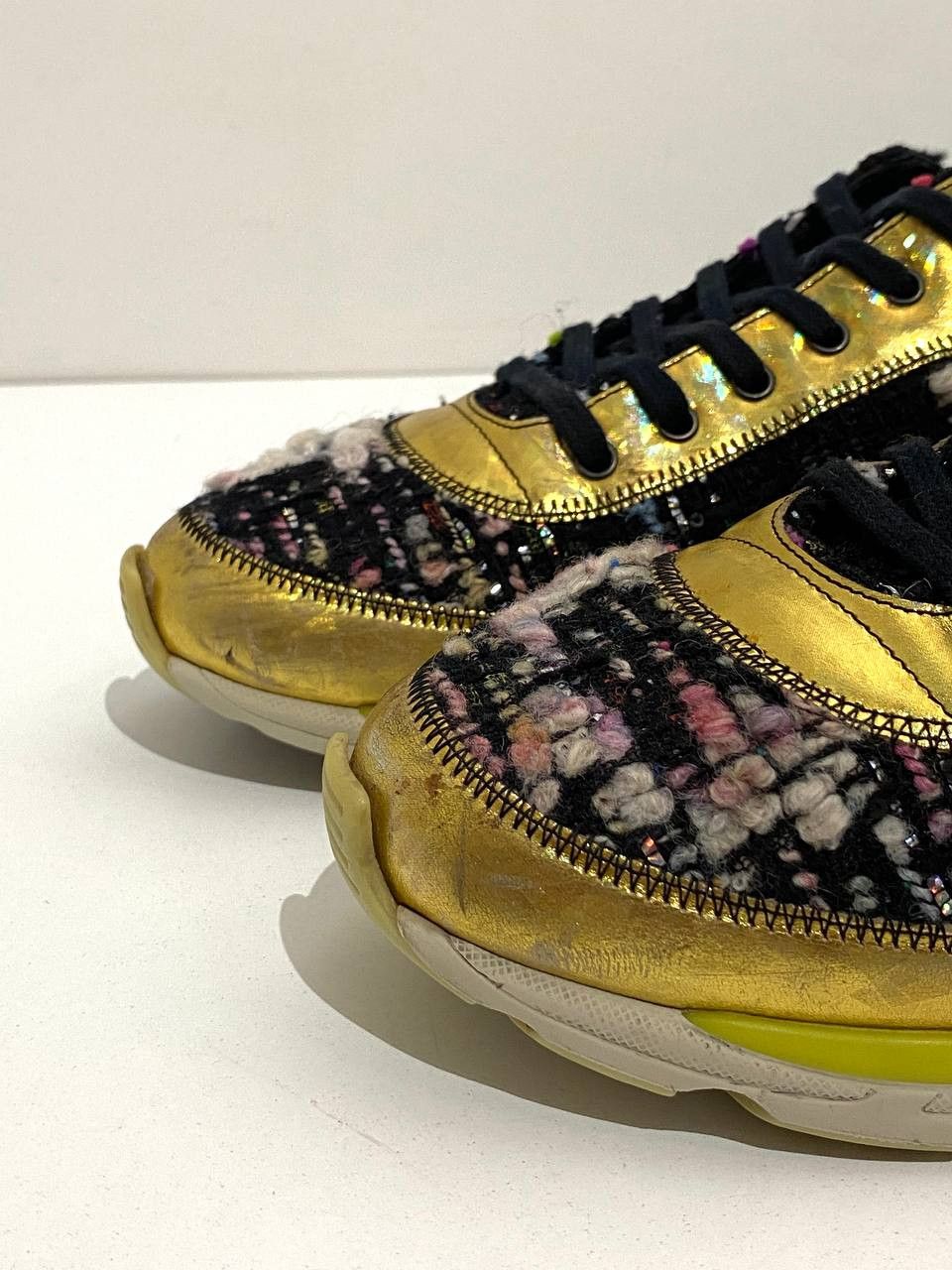 Chanel Chanel CC Logo Tweed Logo Shoes Low Top Sneakers Size US 9.5 / IT 39.5 - 13 Thumbnail