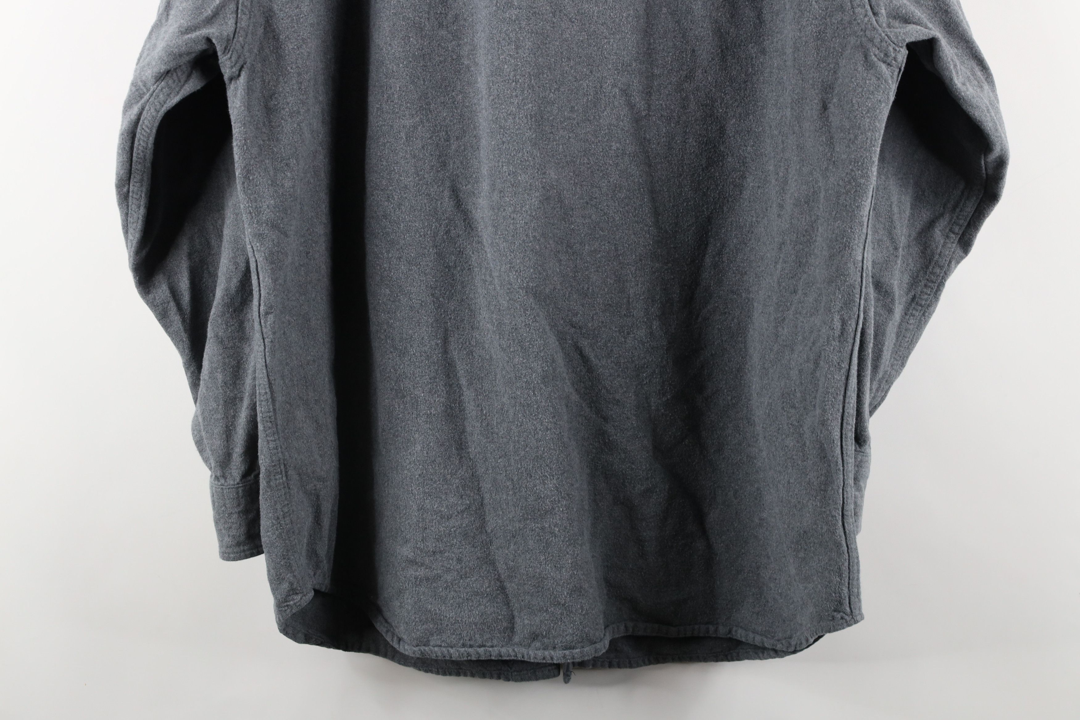 Vintage Vintage 90s Streetwear Cloth Collared Button Shirt Gray Size US L / EU 52-54 / 3 - 9 Thumbnail
