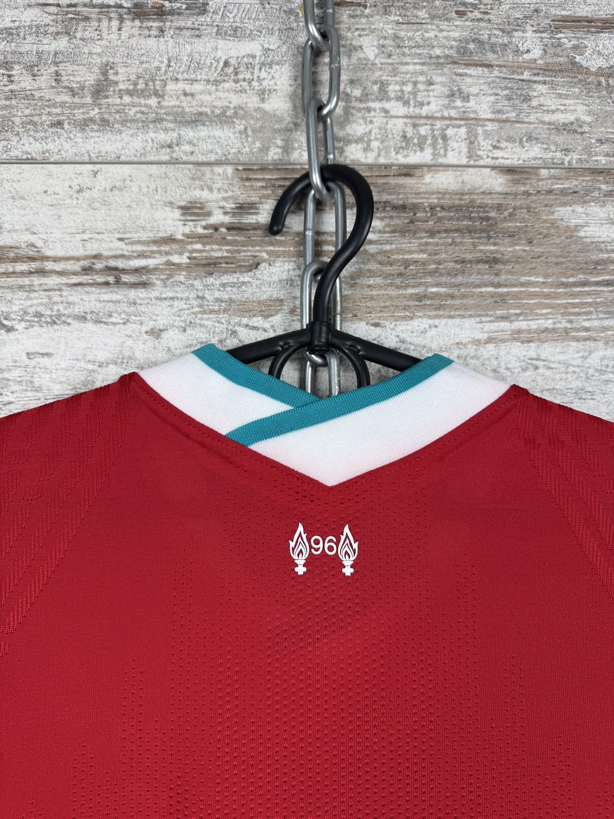 Nike Mens Vintage Nike FC Liverpool soccer jersey T-shirt tee Size US M / EU 48-50 / 2 - 13 Thumbnail