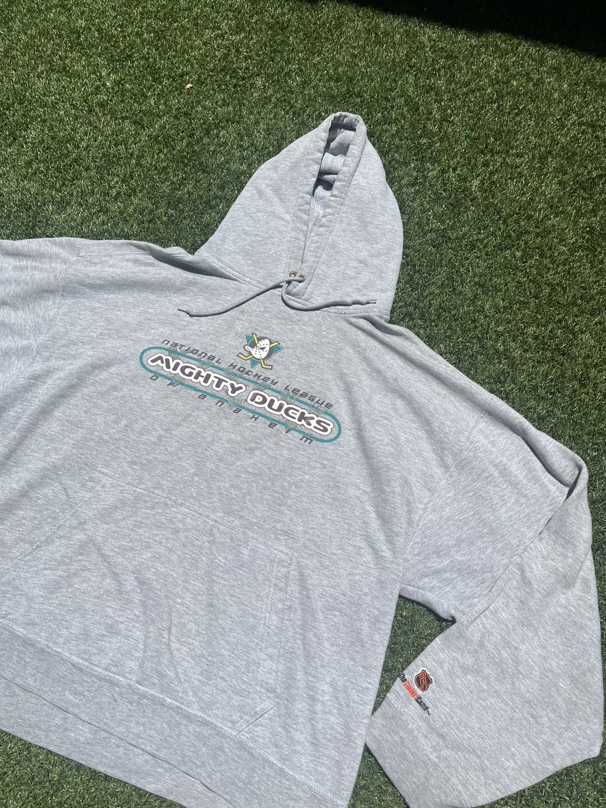 NHL × Vintage VTG 90’s Mighty Ducks of Anaheim Grey NHL Hoodie Size US XL / EU 56 / 4 - 3 Thumbnail