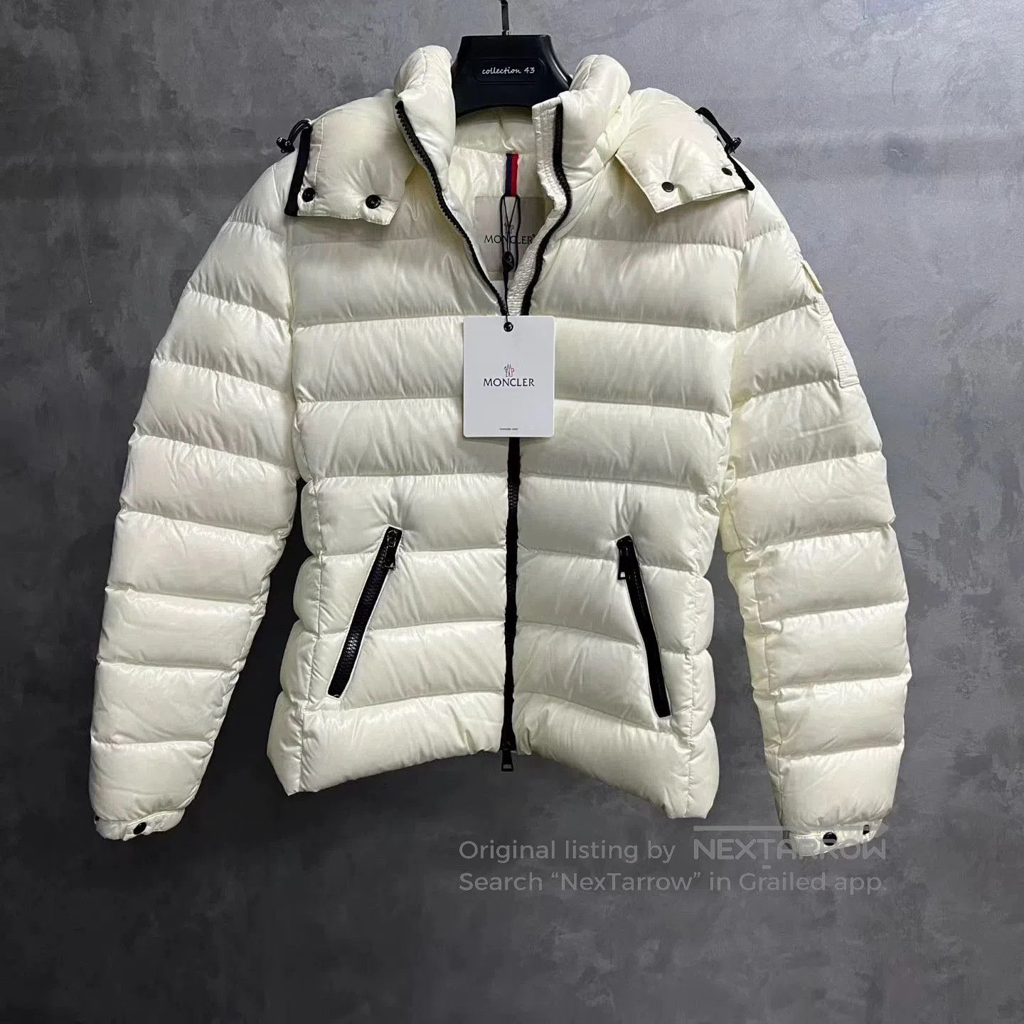 Moncler moncler white detachable hooded down jacket. Size US S / EU 44-46 / 1 - 1 Thumbnail