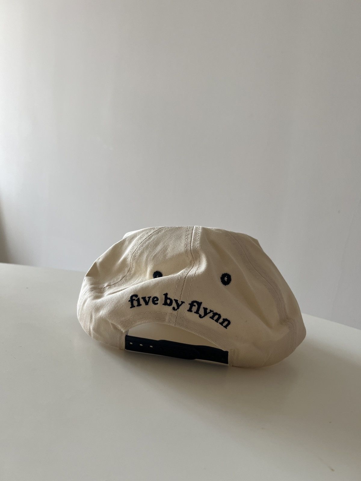 Other White Hat Size ONE SIZE - 2 Thumbnail