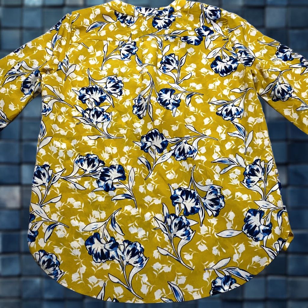J.Crew J. Crew Womens Small Shirt Yellow Floral Long Sleeve V-Neck Pullover Blouse Top Size S / US 4 / IT 40 - 1 Thumbnail