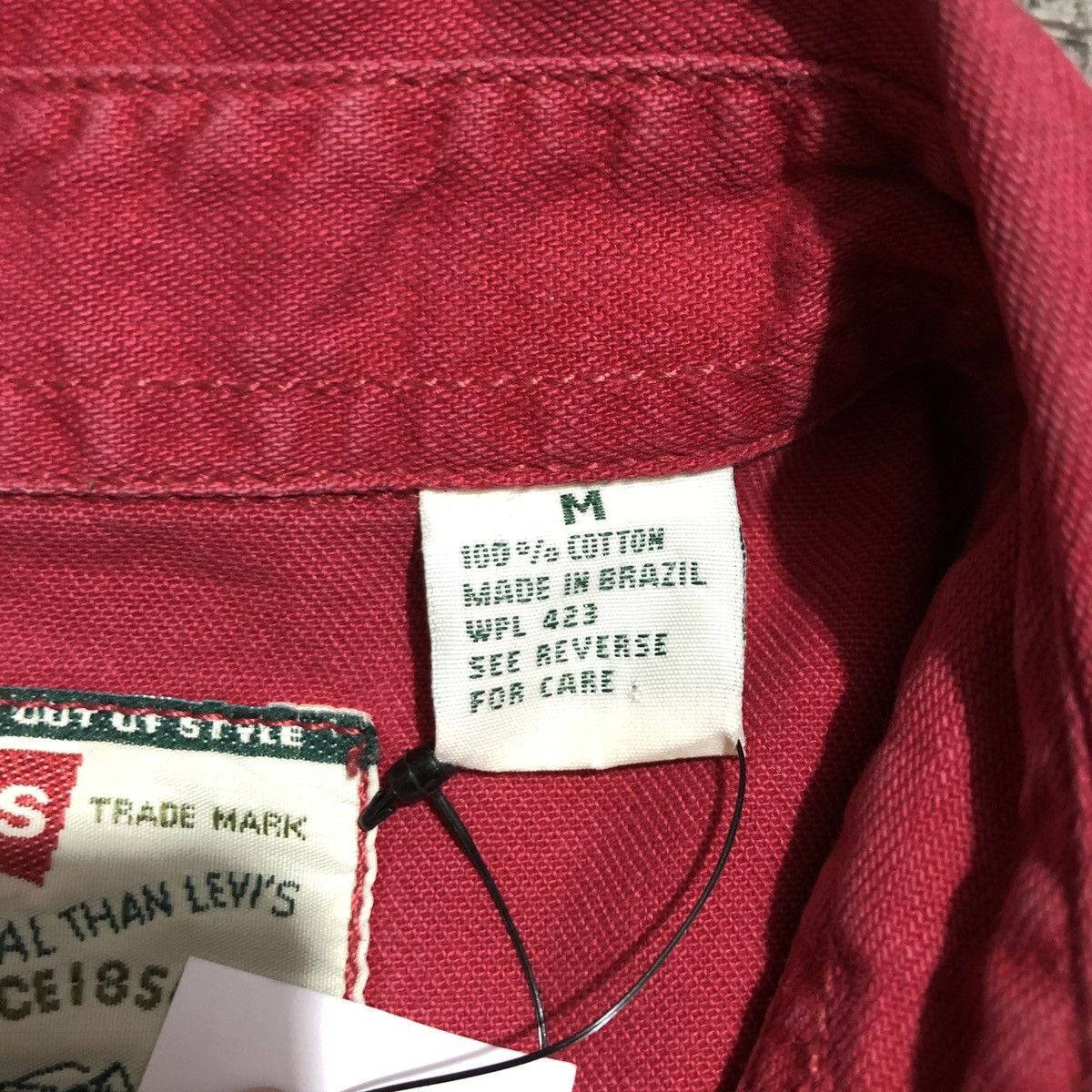 Levi's × Levi's Vintage Clothing Vtg LEVIS TSHIRT MAROON Size US M / EU 48-50 / 2 - 6 Thumbnail