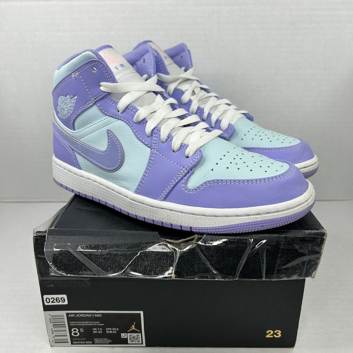 image of Nike Air Jordan 1 Mid Purple Size Men's8.5/women's10 Shoes
