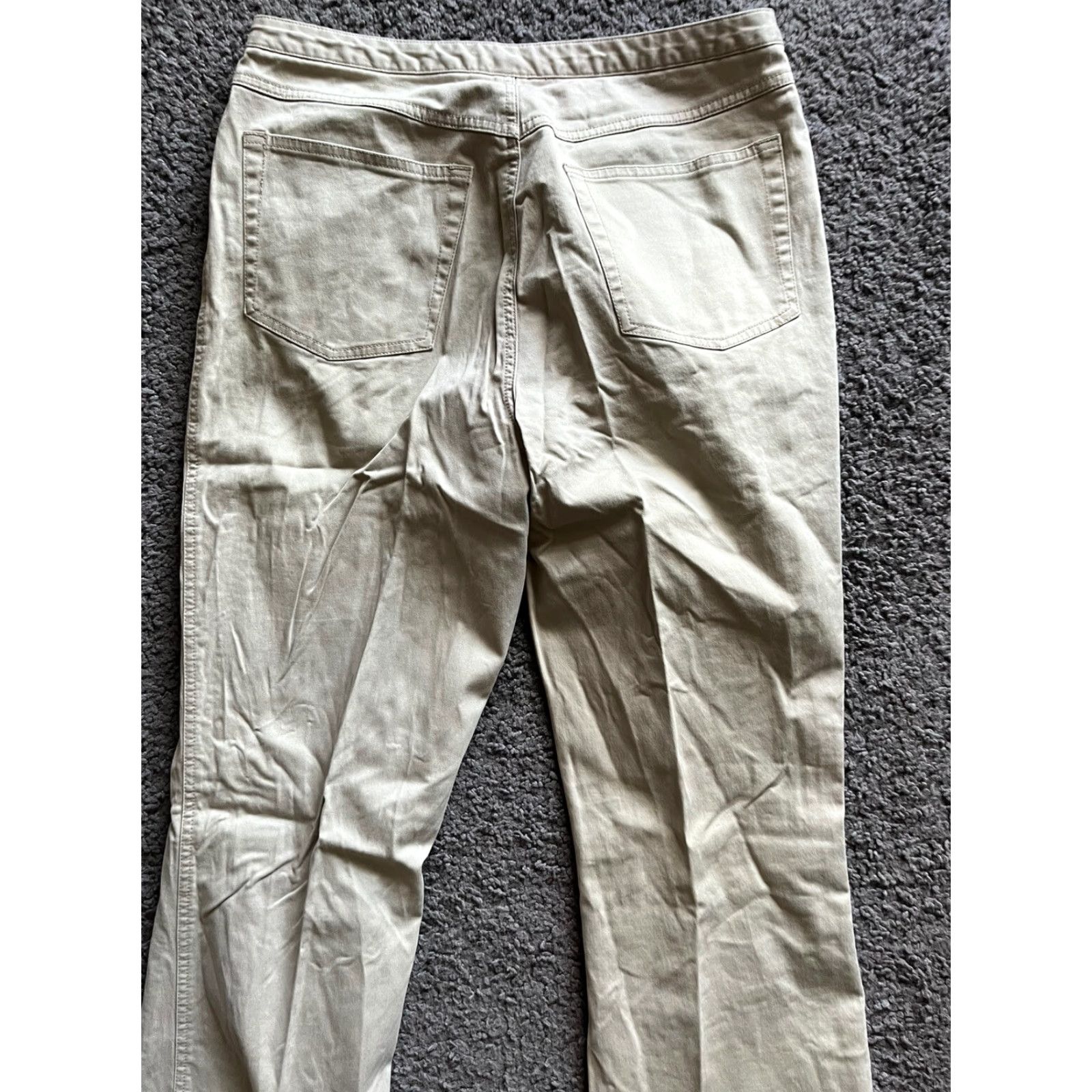 Express Express Stretch X Women Size (Measure 30x31) Beige Twill Flare Pants Size 30" / US 8 / IT 44 - 4 Thumbnail
