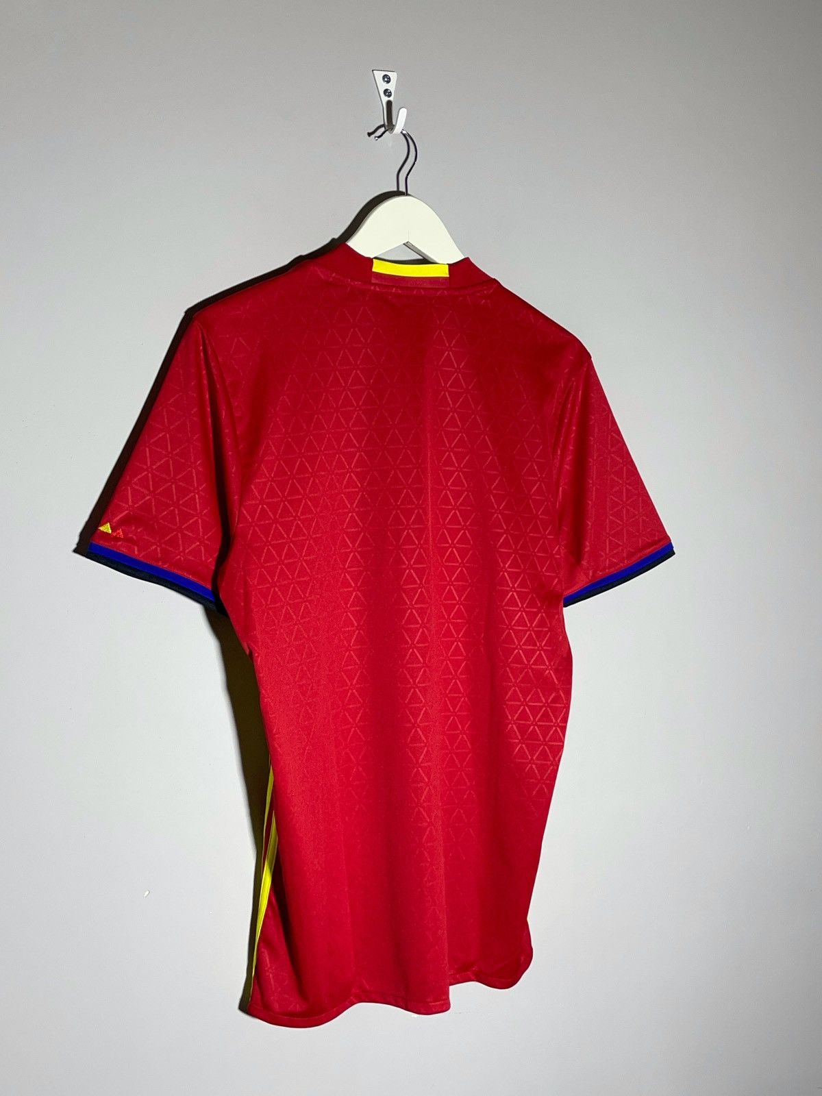 Adidas National Team Spain 2016 Adidas Home Y2k Football Shirt Size US M / EU 48-50 / 2 - 8 Thumbnail