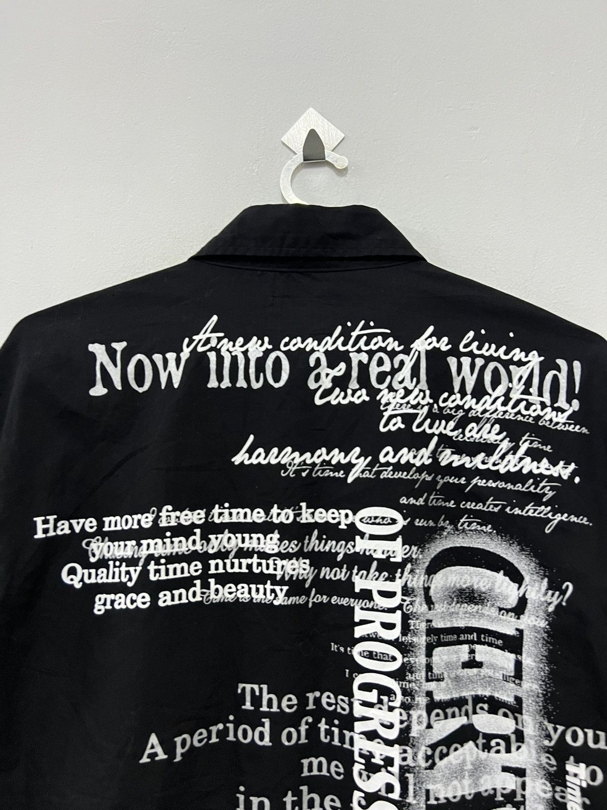 A.F.F.A. Gothic Vamps Rock Poems Bondage Zipper Button Shirt Collins Size US M / EU 48-50 / 2 - 7 Thumbnail