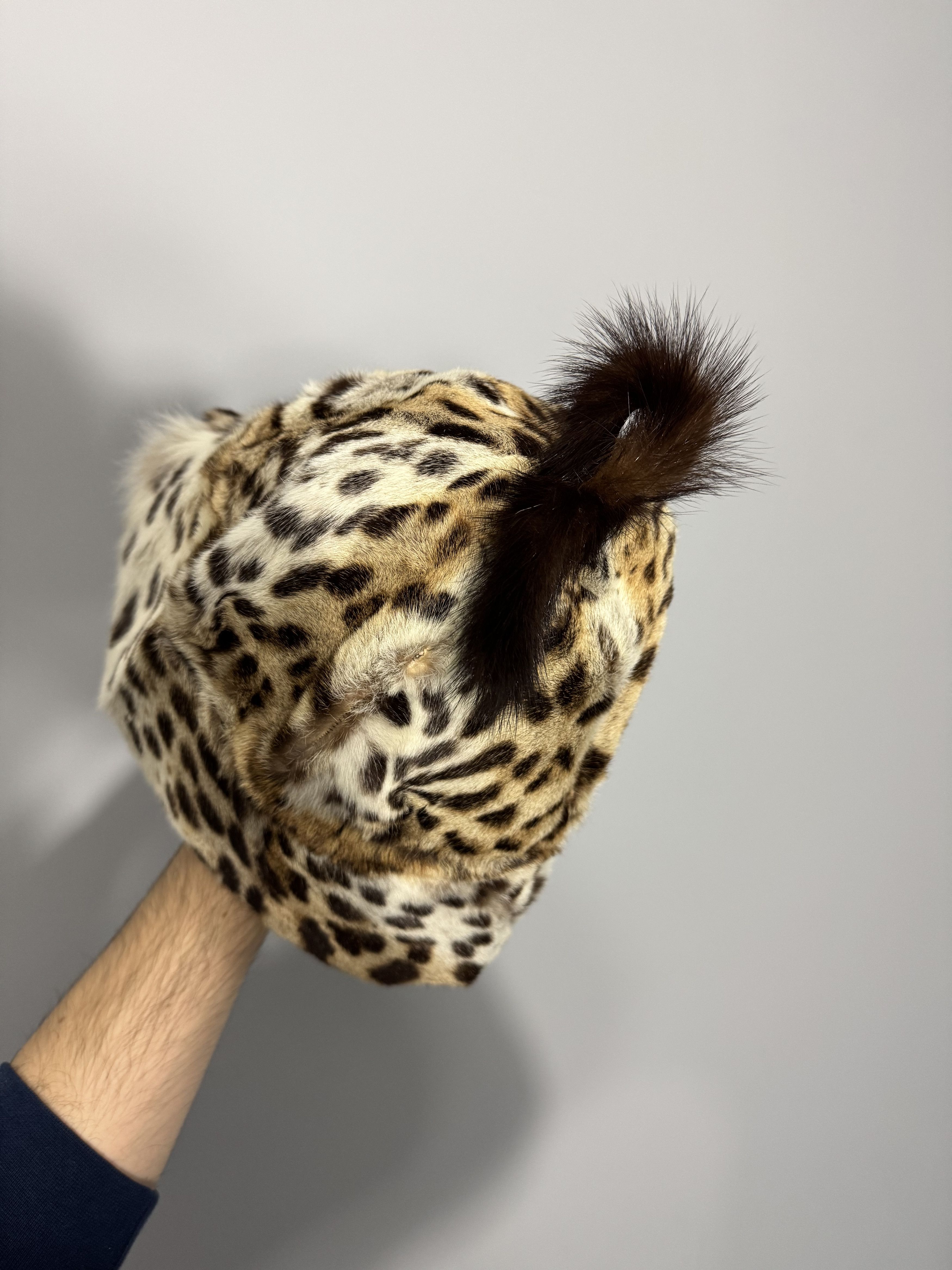 Vintage Very Rare Vintage Real Fur Leopard-Pattern Bucket Hat Size ONE SIZE - 7 Thumbnail