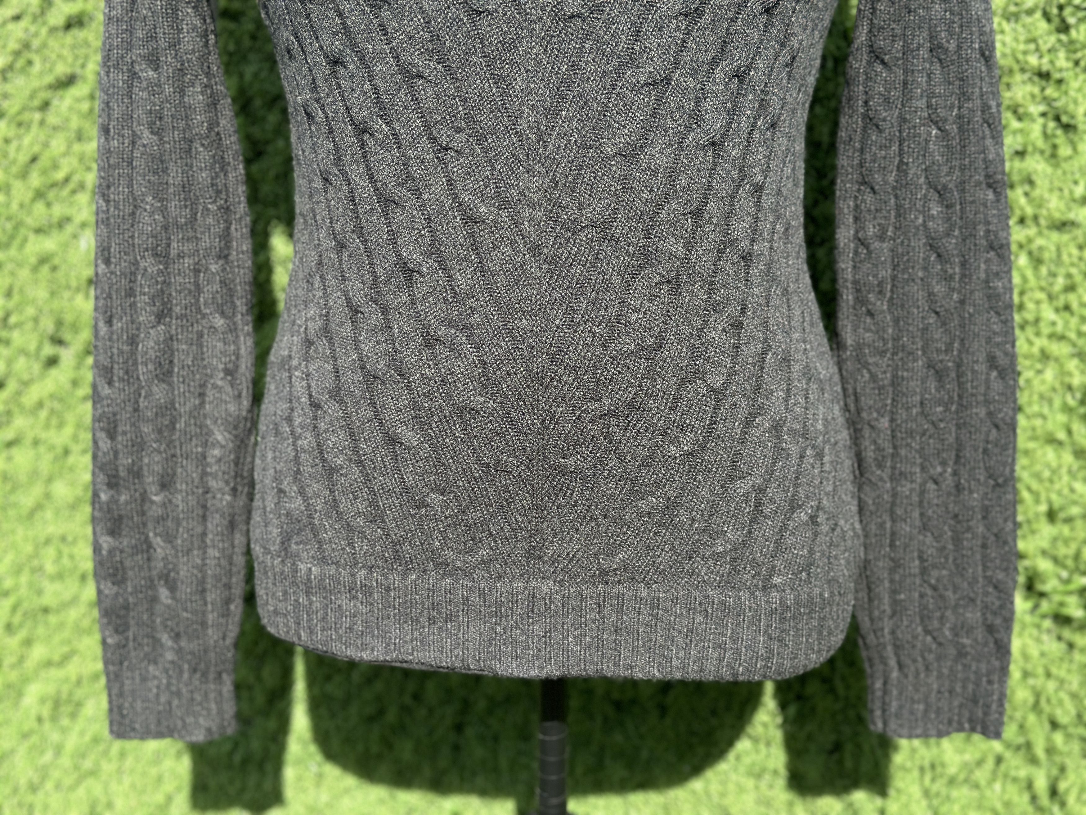 Ralph Lauren Black Label Ralph Lauren Black Label Cashmere Knit V Neck Sweater L Size L / US 10 / IT 46 - 8 Thumbnail