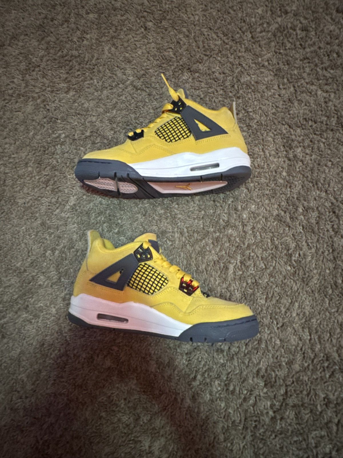 Air Jordan 4 Retro Lightning (2021) (GS)
