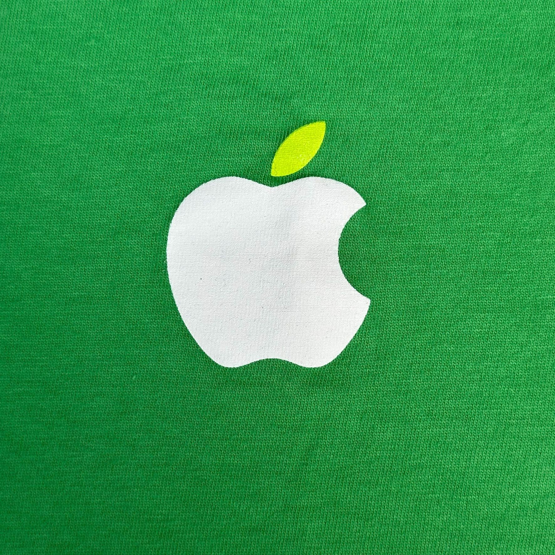 Apple Vintage Y2K Apple Store Employee T-Shirt Geek Minimalist Tec Size US S / EU 44-46 / 1 - 2 Thumbnail