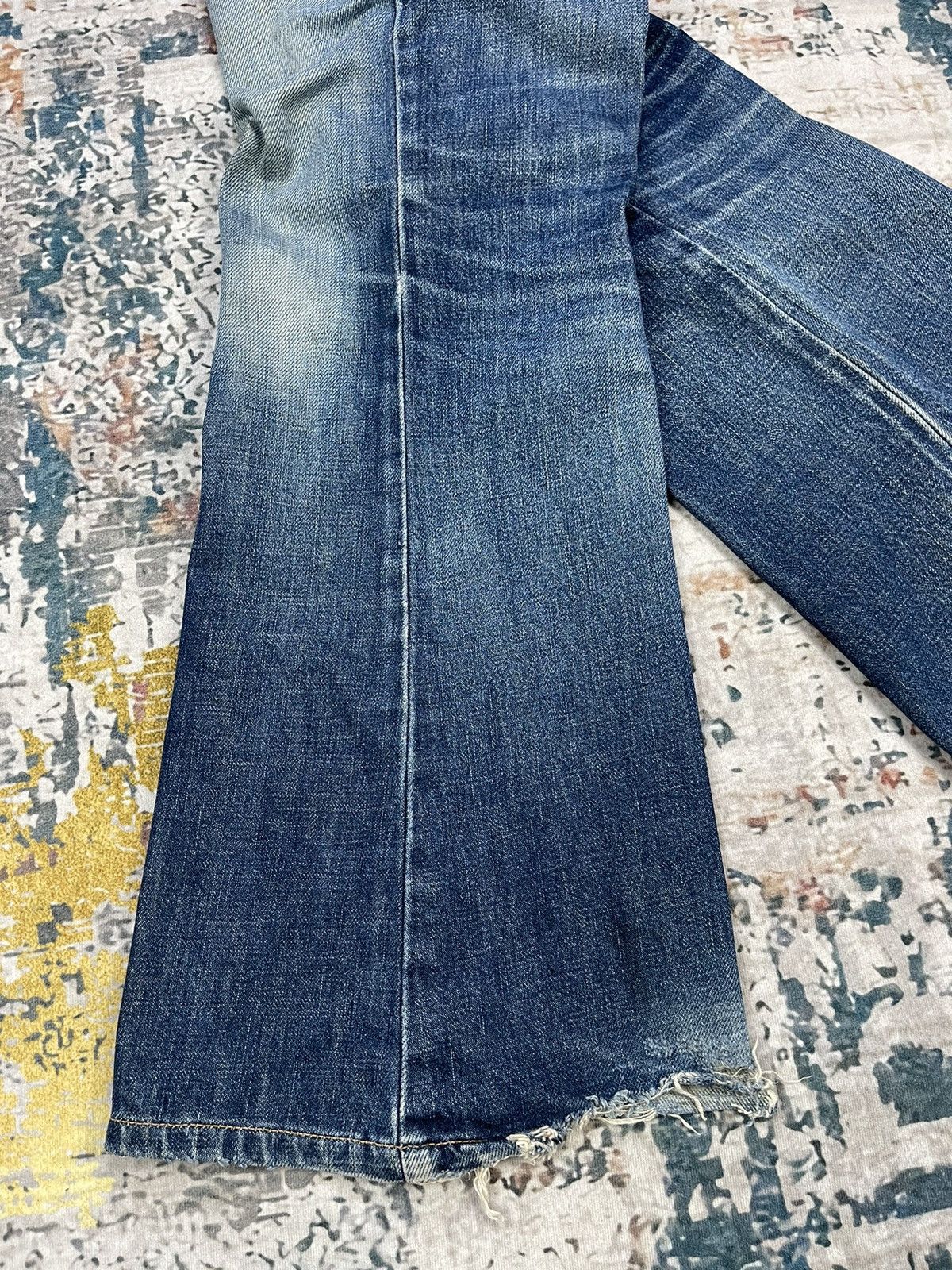 Wrangler Vtg 90s Wrangler Patch Pocket Boot Cut Flared Jeans Size 30" / US 8 / IT 44 - 8 Thumbnail