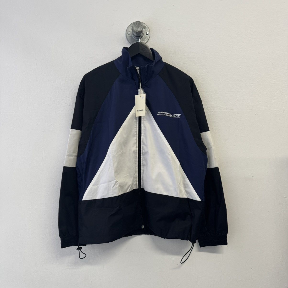 Vetements VETEMENTS by DEMNA GVASALIA SS19 Track Jacket NWT Size US S / EU 44-46 / 1 - 1 Thumbnail