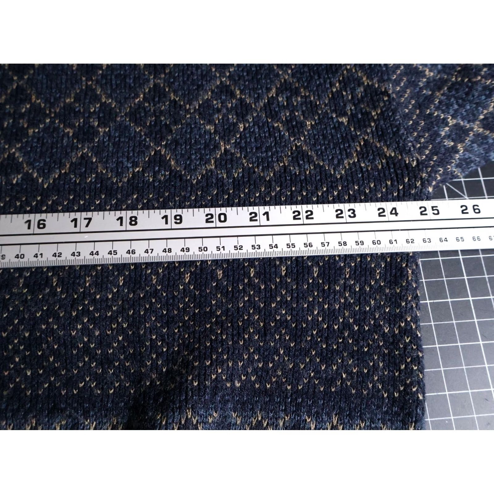 Van Heusen VINTAGE Van Heusen Sweater Shirt Men M Dark Blue Geometric Pattern 90s Dad Style Pullover Knit Crew Neck Size US M / EU 48-50 / 2 - 5 Thumbnail