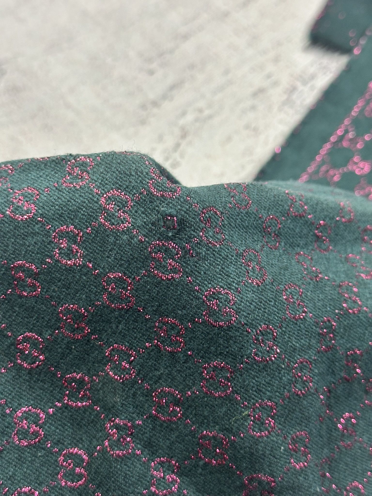 Gucci Gucci Scarf GG Monogram Pattern Green and Pink Size ONE SIZE - 7 Thumbnail