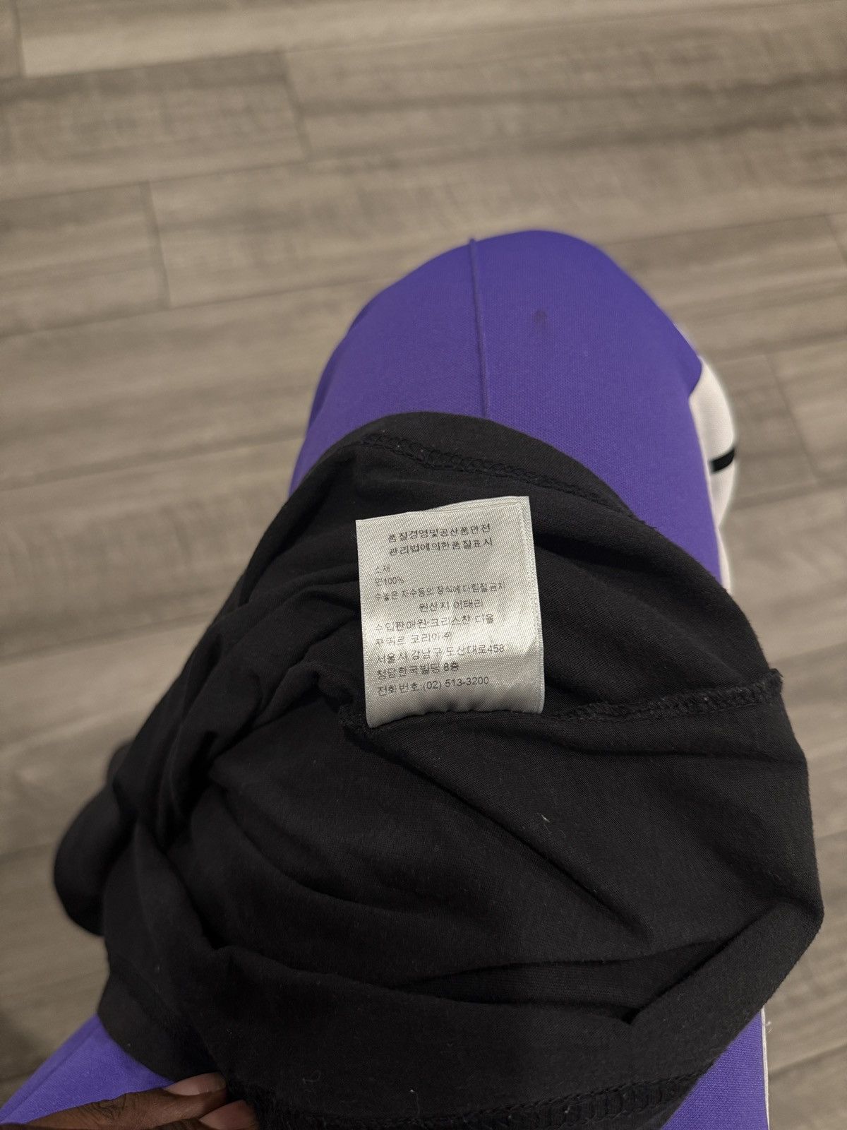 Dior × Kaws ビー ワンポイント Tシャツ ホワイト 蜂 Dior DIOR AND KAWS T-Shirt, Relaxed Fit | REVERSIBLE