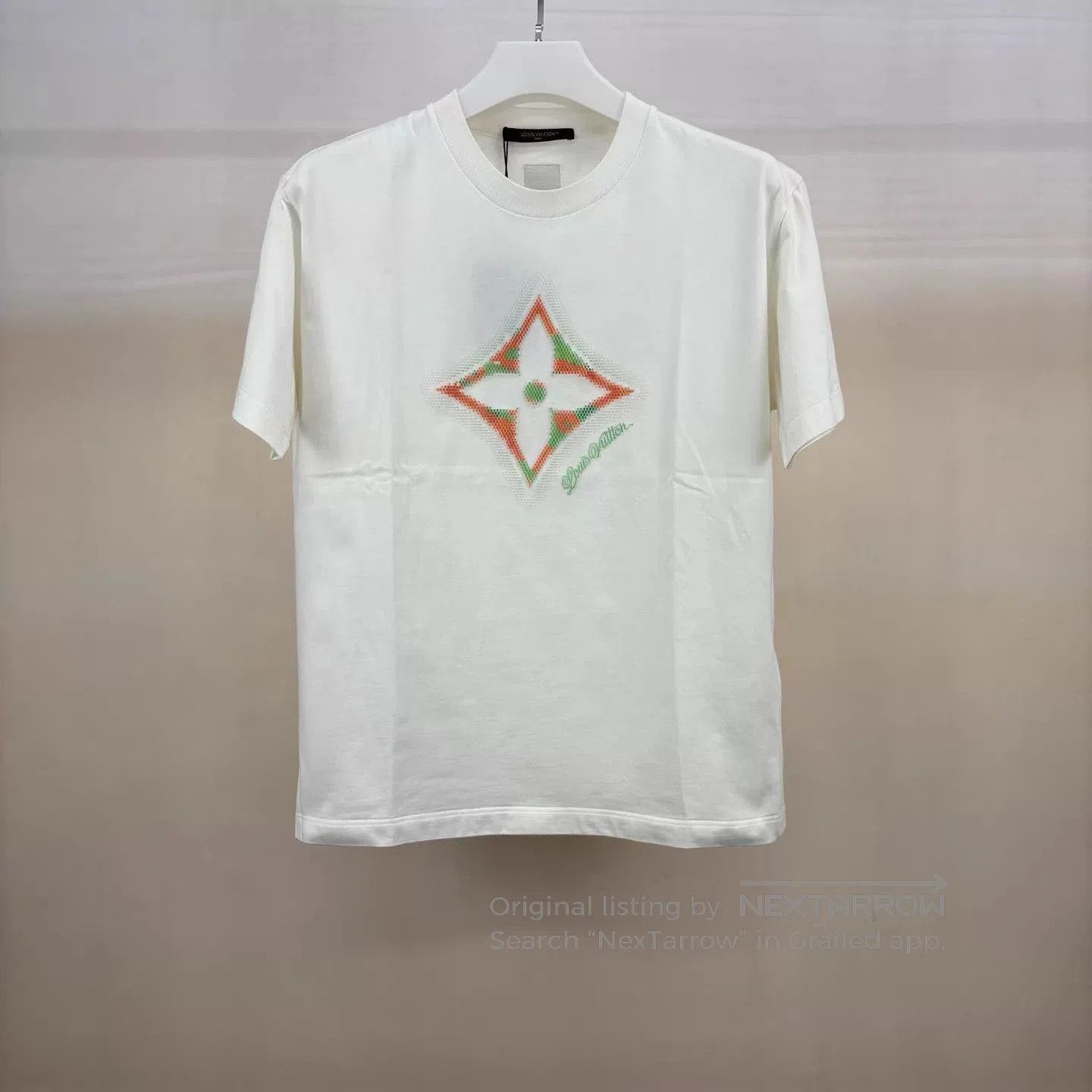 Louis Vuitton White Short Sleeve Graphic T-Shirt. Size US XL / EU 56 / 4 - 1 Thumbnail