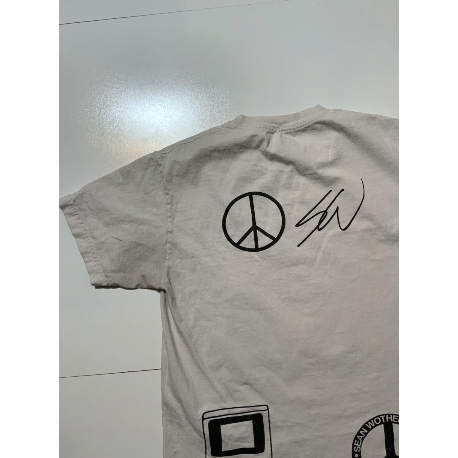 Vintage VINTAGE Chinatown Market CTM X Sean Wotherspoon Peace SW White Crew S/S T-Shirt M Mens Shirt White Peace 90s? Size US M / EU 48-50 / 2 - 4 Thumbnail