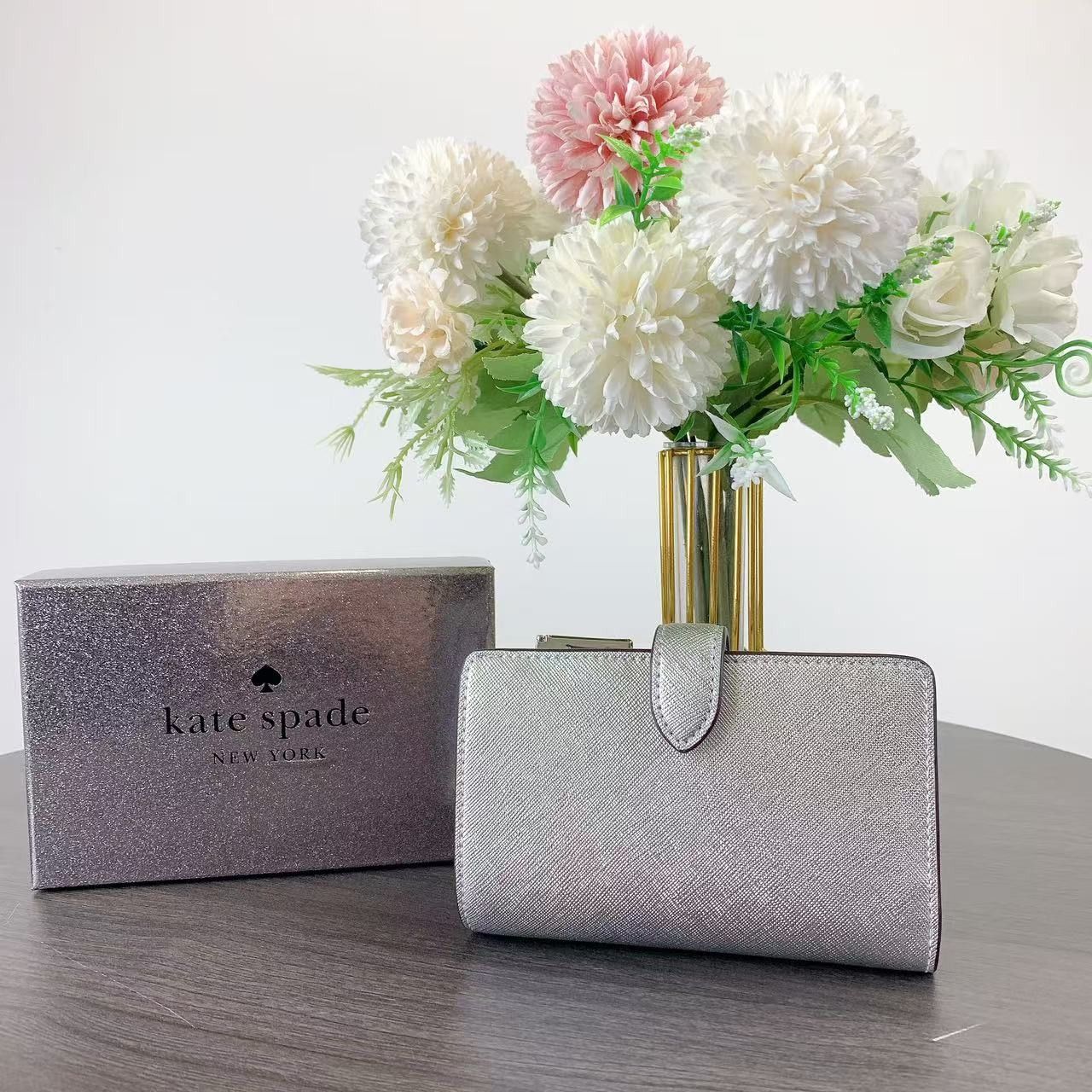 Kate Spade Kate Spade KJ021 Kenzie Boxed Glitter Medium Compact Wallet Size ONE SIZE - 2 Thumbnail