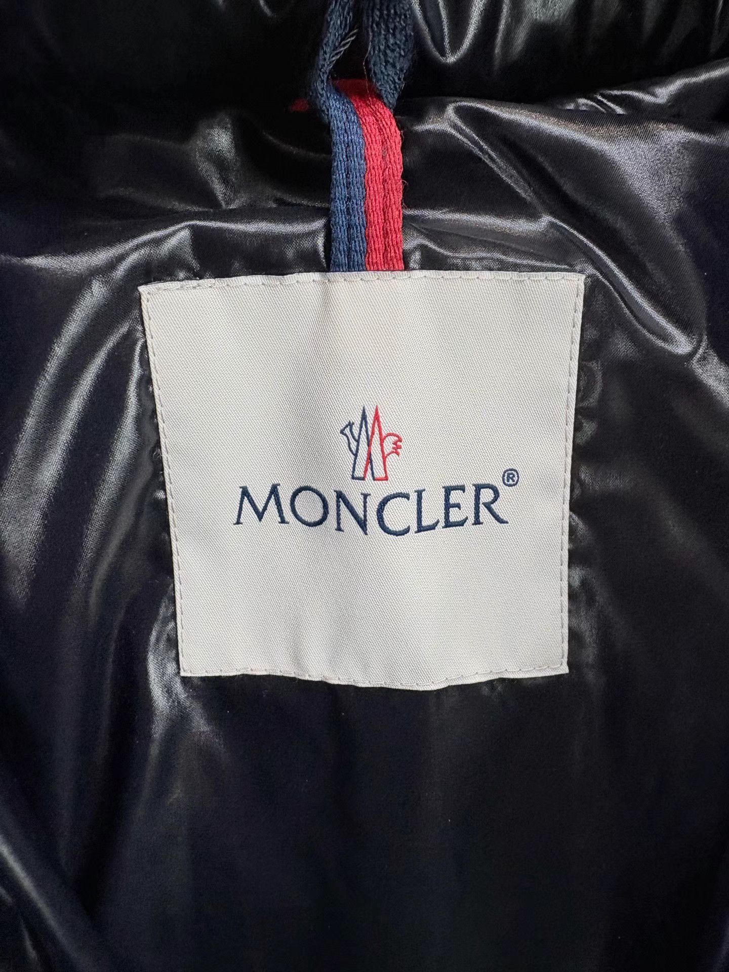 Moncler MONCLER MARCK Long Shiny Down Jacket with Fur Hood Size US S / EU 44-46 / 1 - 3 Thumbnail