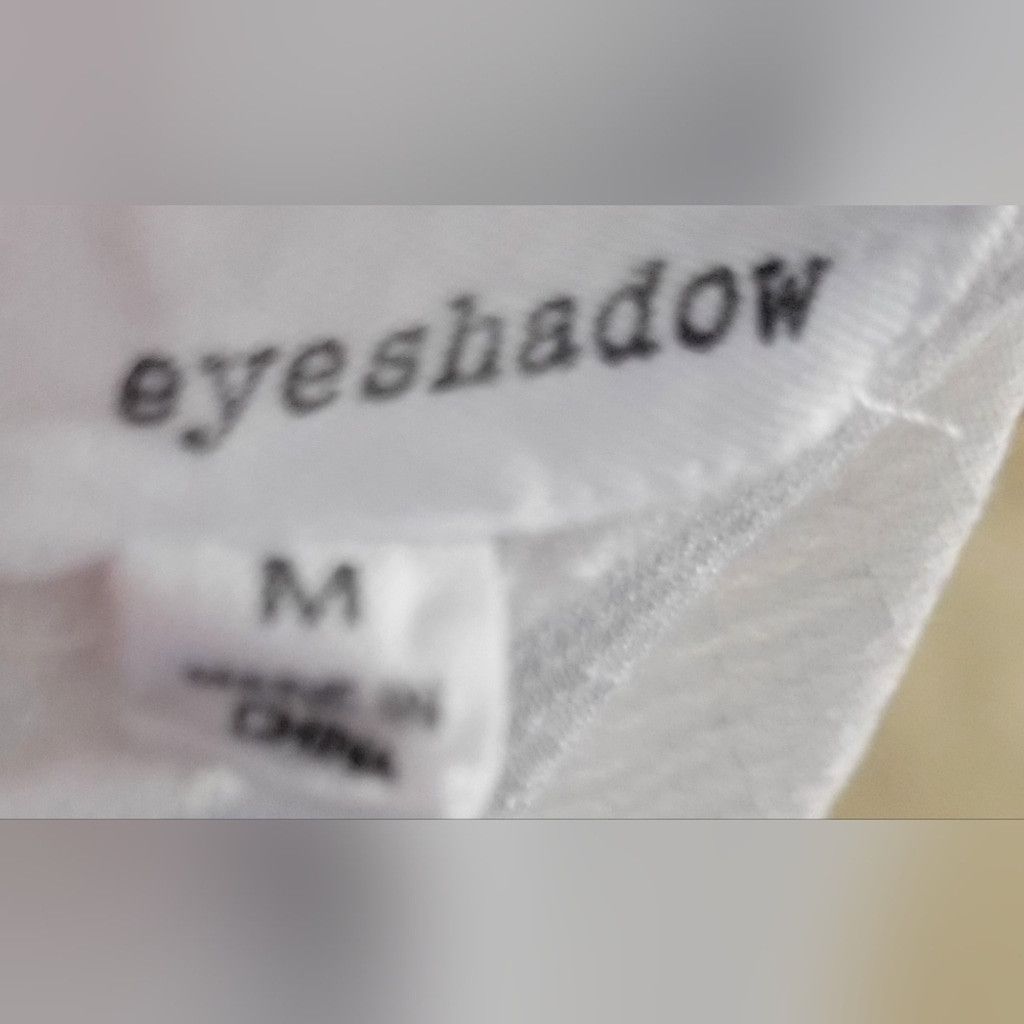 Other Eyeshadow short sleeve button-up crop top size medium Size M / US 6-8 / IT 42-44 - 6 Thumbnail