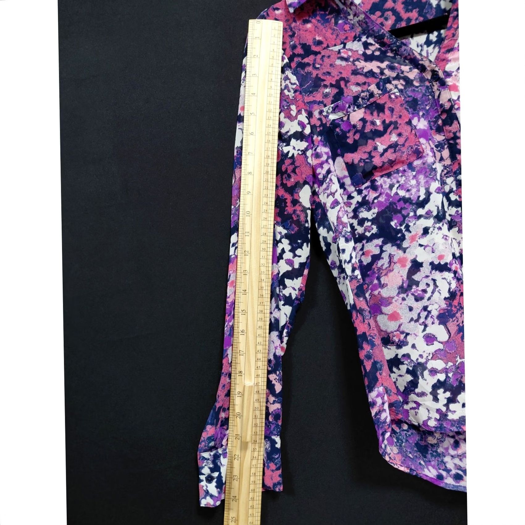 Express EXPRESS THE PORTOFINO SHIRT Womens XS Pink Floral Button Top Long Sleeve Collared Size Size XS / US 0-2 / IT 36-38 - 6 Thumbnail