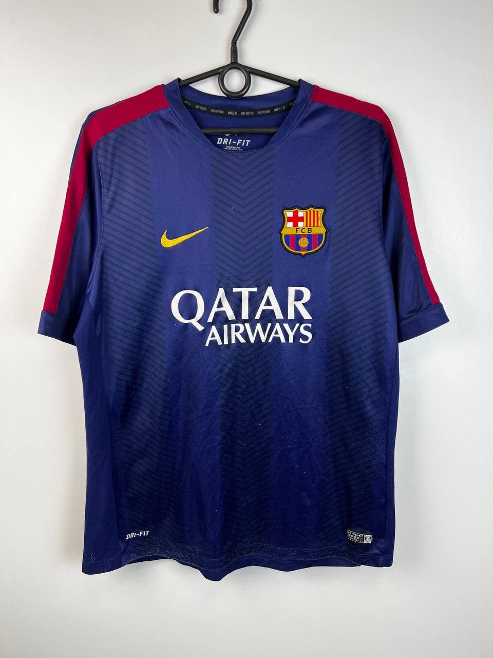 Vintage Barcelona Nike vintage t-shirts size XL Size US XL / EU 56 / 4 - 1 Thumbnail