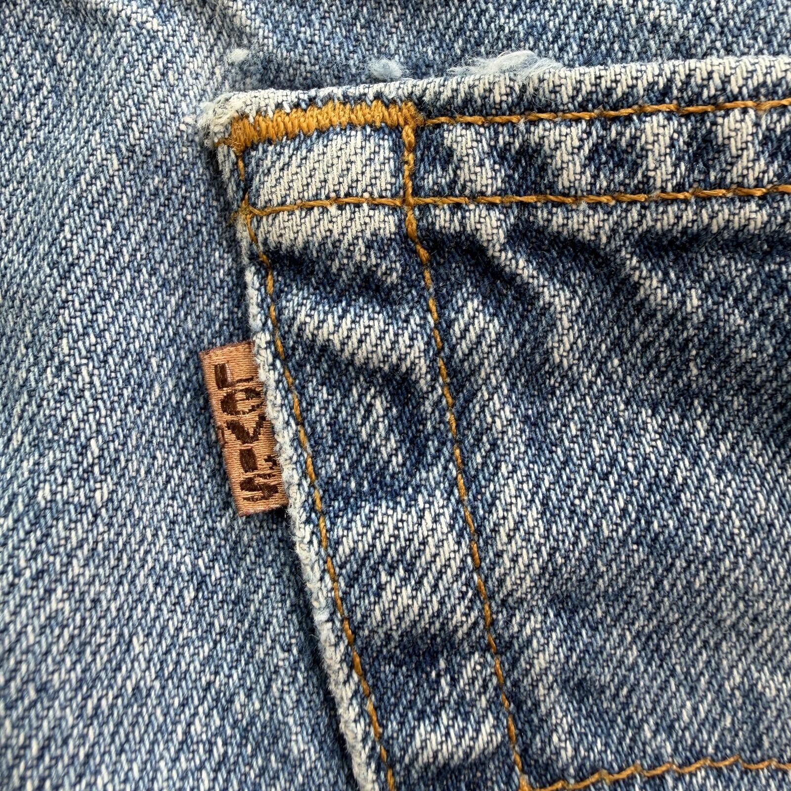Levi's Vintage 90s Levis 530 Regular Fit Jeans Light Wash 36x32 Size US 36 / EU 52 - 10 Thumbnail