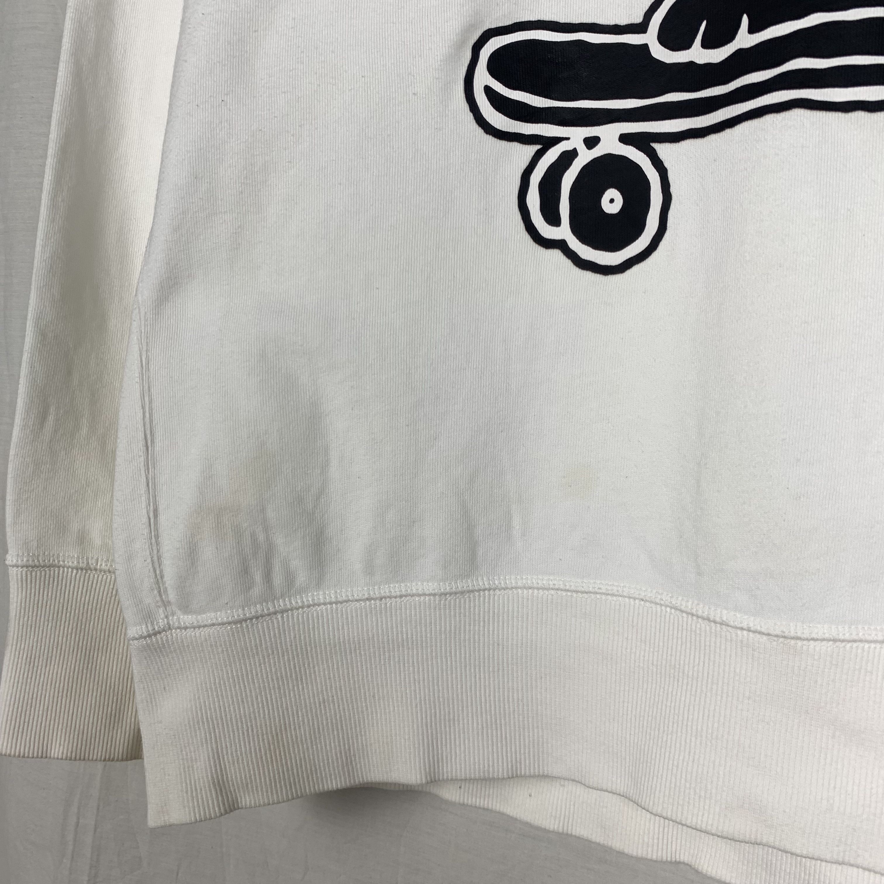 Kaws Uniqlo x Kaws Sweatshirt Crewneck Size US XL / EU 56 / 4 - 4 Thumbnail