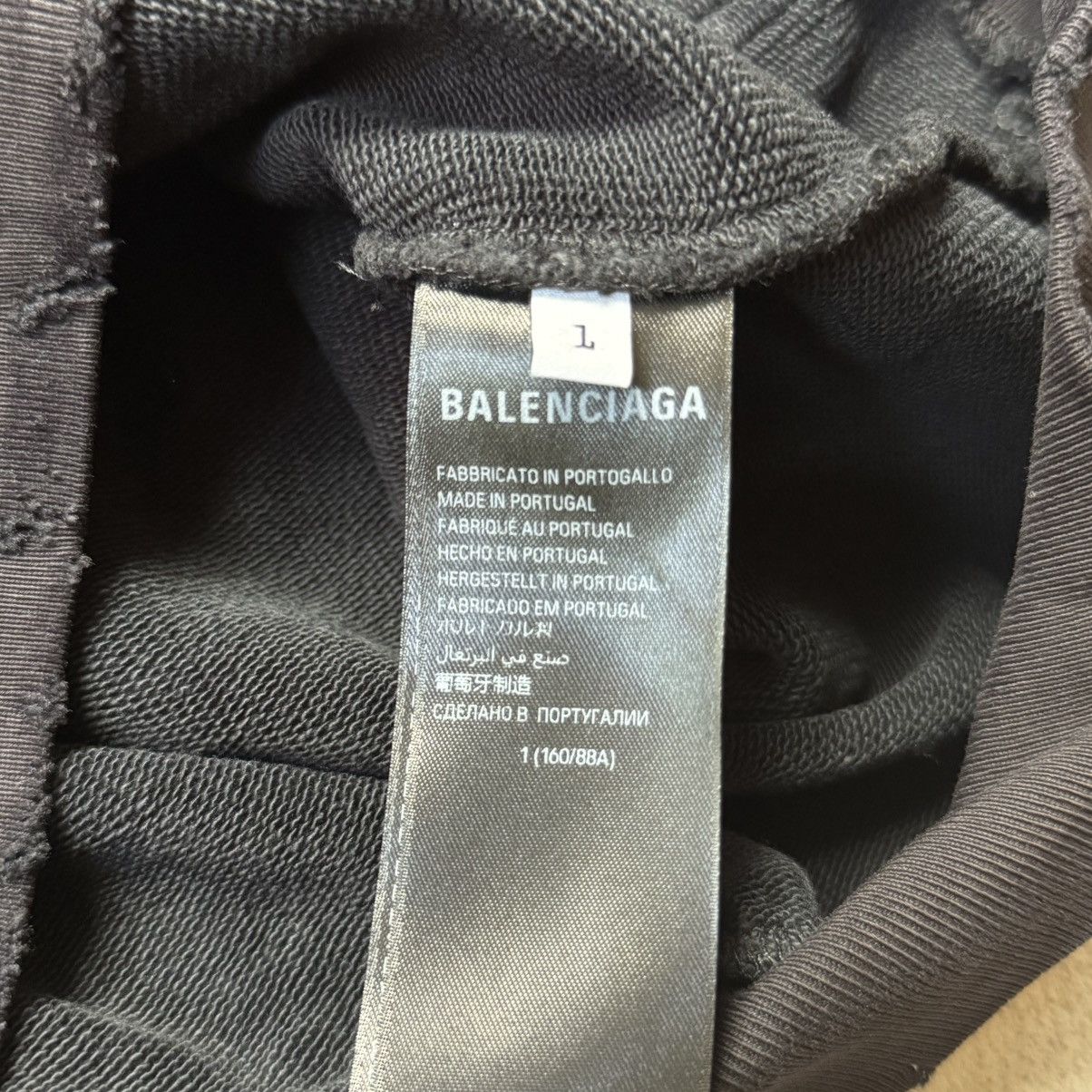Balenciaga Balenciaga Valentine disk Hoodie capsule *rare* Size US M / EU 48-50 / 2 - 8 Thumbnail
