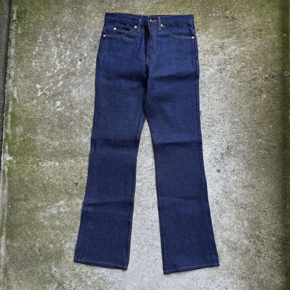 Vintage 80s Plain Pockets Raw Denim Flare Jeans Size US 32 / EU 48 - 2 Thumbnail