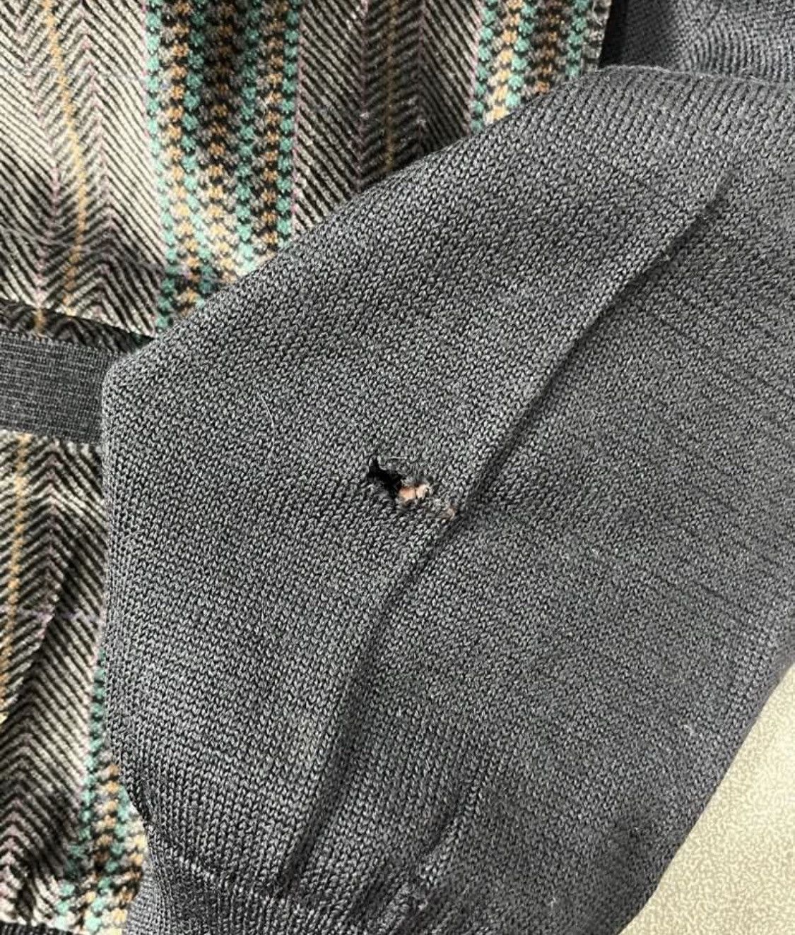 Yves Saint Laurent Vtg YSL cardigan Size US L / EU 52-54 / 3 - 7 Thumbnail