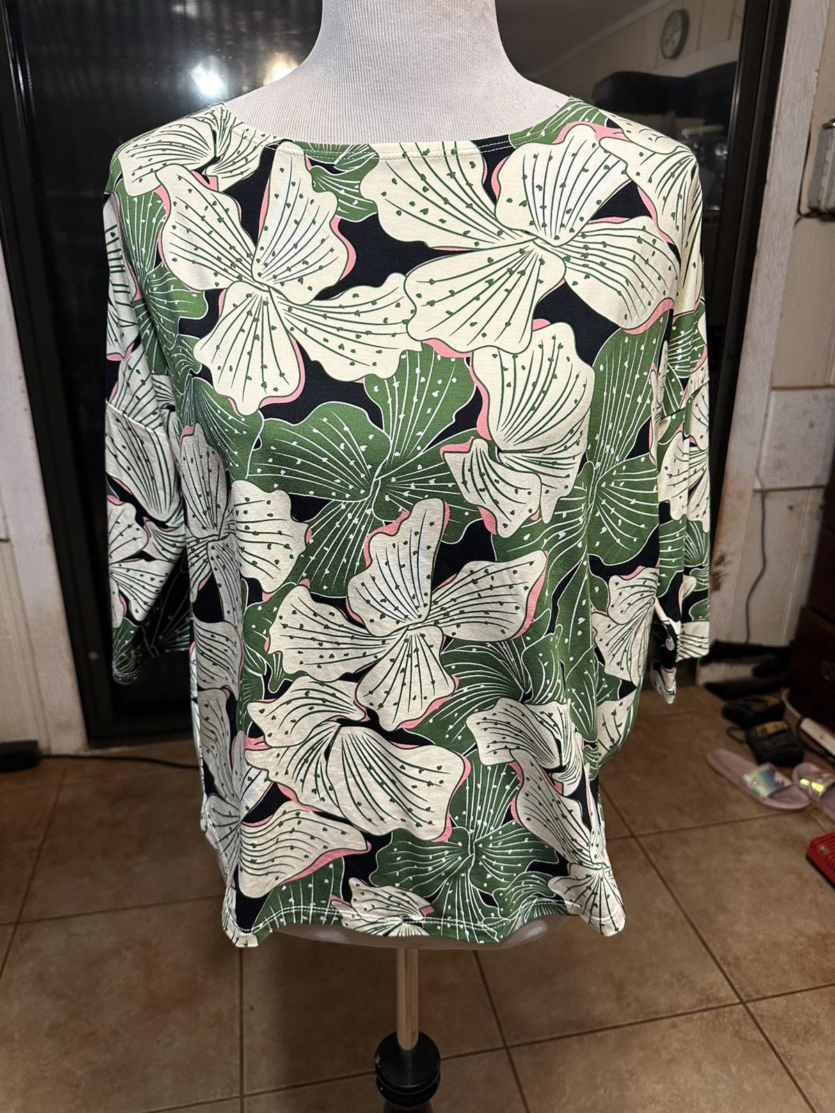 Other PreOwned Fighting Eel Green Hawaiian Print Blouse Women's S Size S / US 4 / IT 40 - 1 Thumbnail
