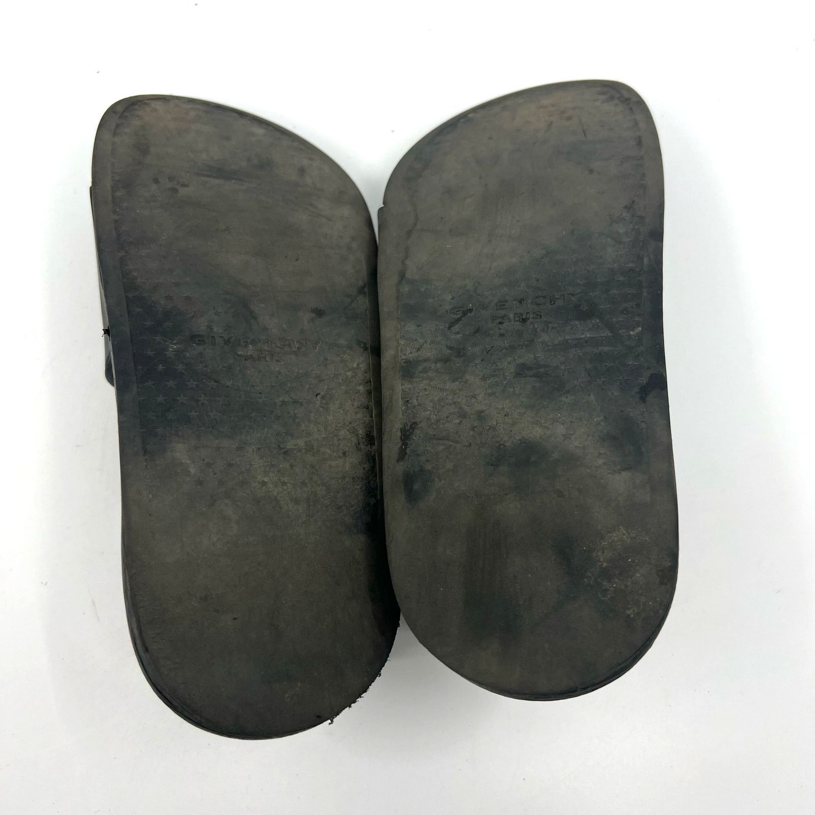Givenchy Givenchy Paris Black Flat Sandals Slides Women's 8 US Size US 8 / IT 38 - 8 Thumbnail