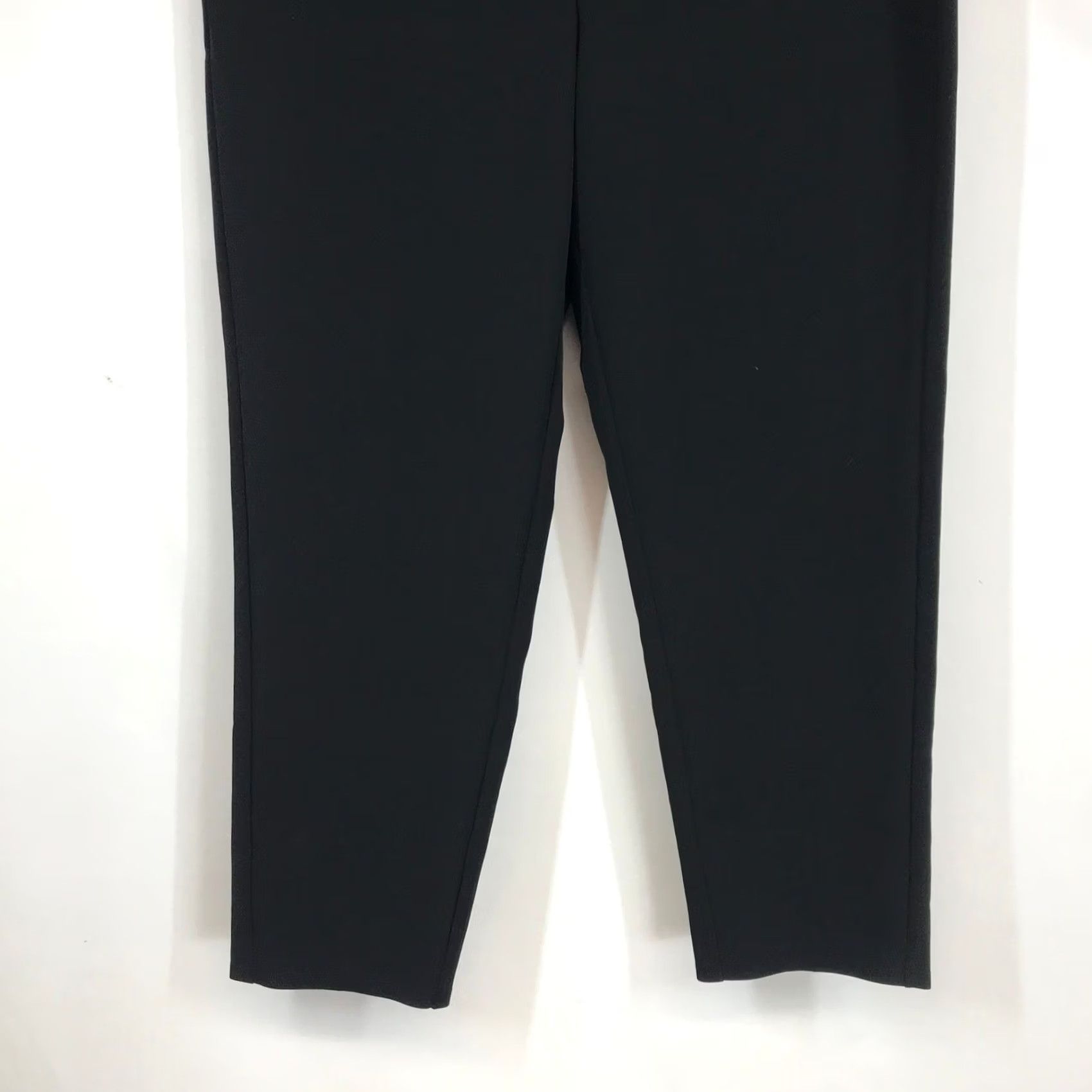 Athleta Athleta Black Tapered Ankle Pants Womens Size 12 Stretch Pull On Trouser Size 34" / US 12 / IT 48 - 3 Thumbnail