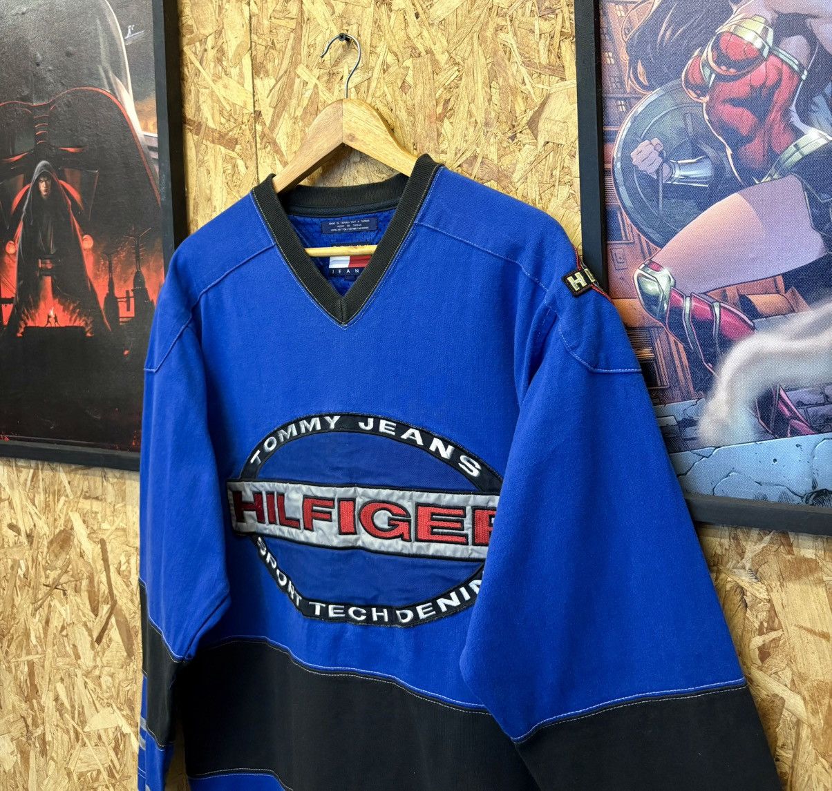 Tommy Hilfiger Vintage Tommy Hilfiger Longsleeve Hockey Design 🔥 Size US L / EU 52-54 / 3 - 1 Thumbnail