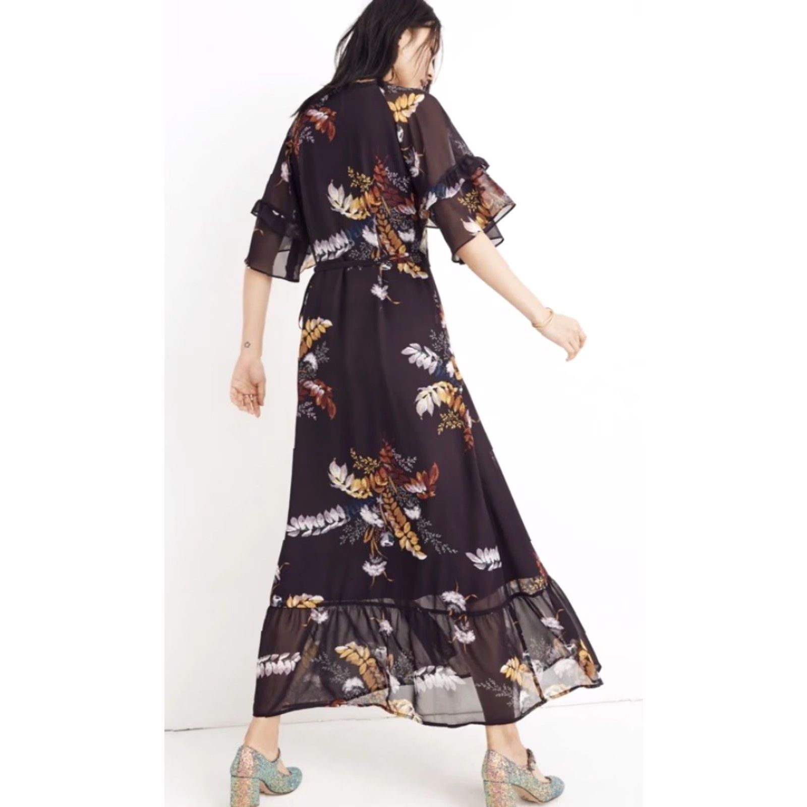 Madewell NWT Madewell Women's Vervain Ruffle Sleeve Wrap Dress Blooming Oasis Midi Purple M Womens Size M / US 6-8 / IT 42-44 - 3 Thumbnail
