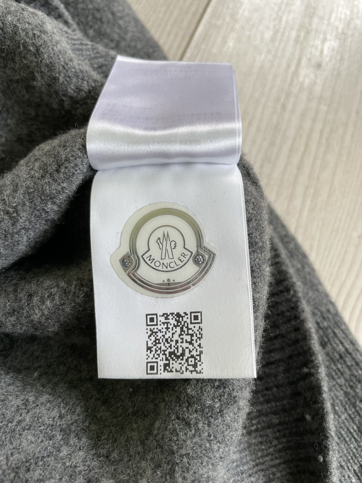 Moncler Moncler Big Logo Wool sweatshirt Size US M / EU 48-50 / 2 - 15 Thumbnail