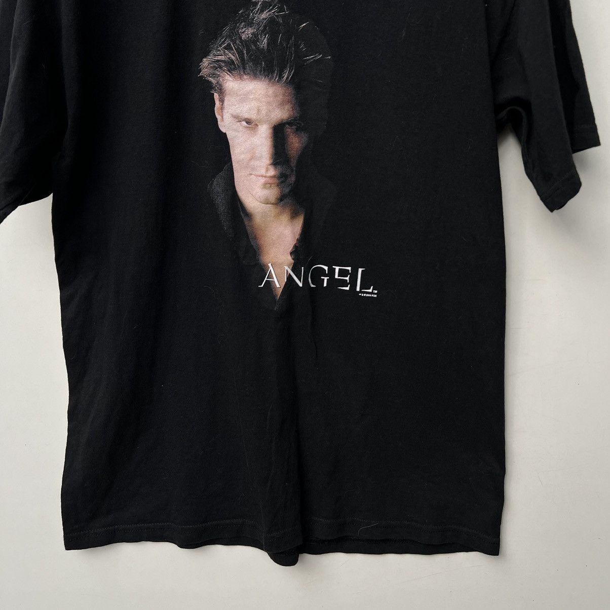 Vintage Vintage 2000 Buffy the Vampire Slayer t shirt Angel Size US L / EU 52-54 / 3 - 6 Thumbnail