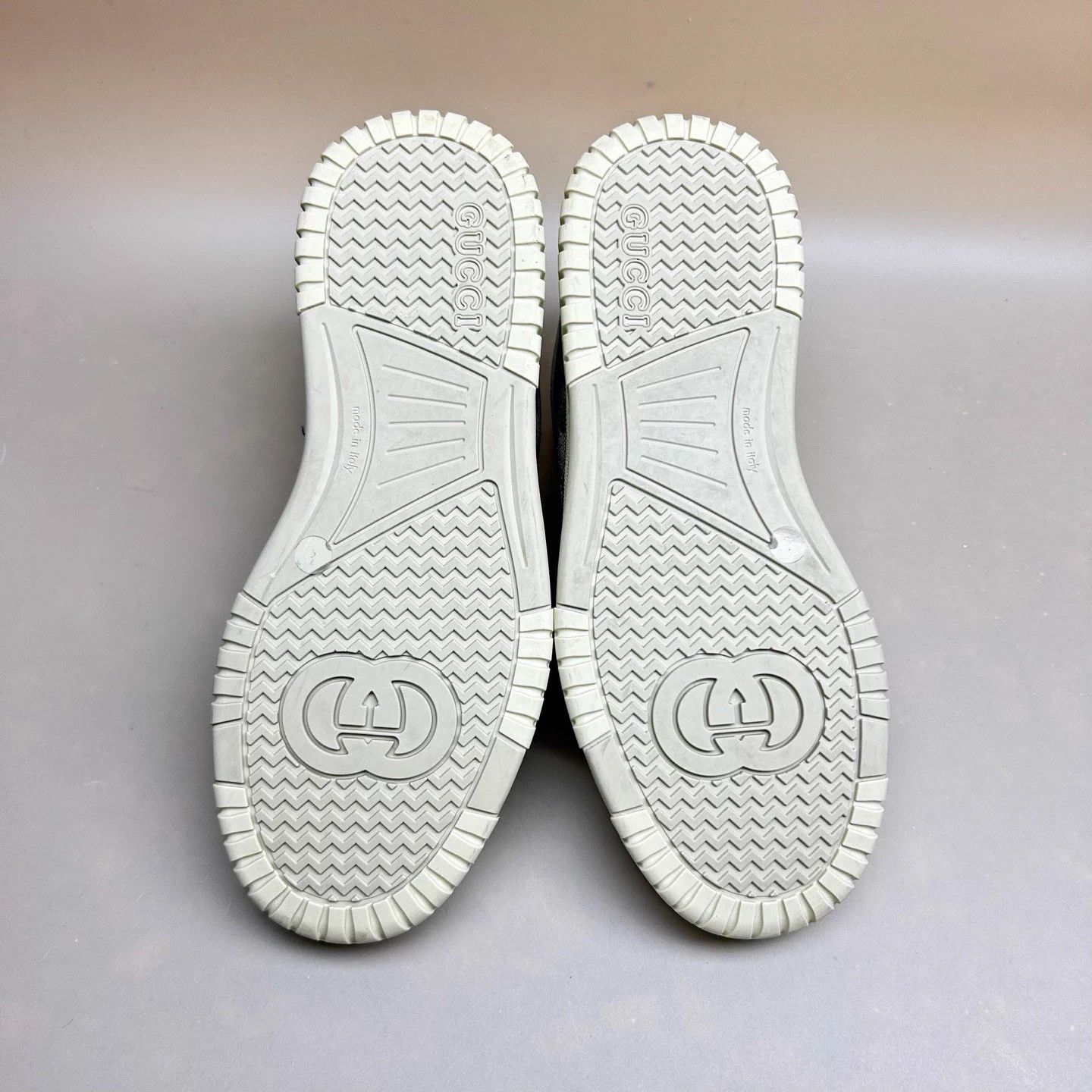 Gucci GUCCI Off-White GG Enamel Sneakers 38 99 New Size US 7.5 / IT 37.5 - 6 Thumbnail