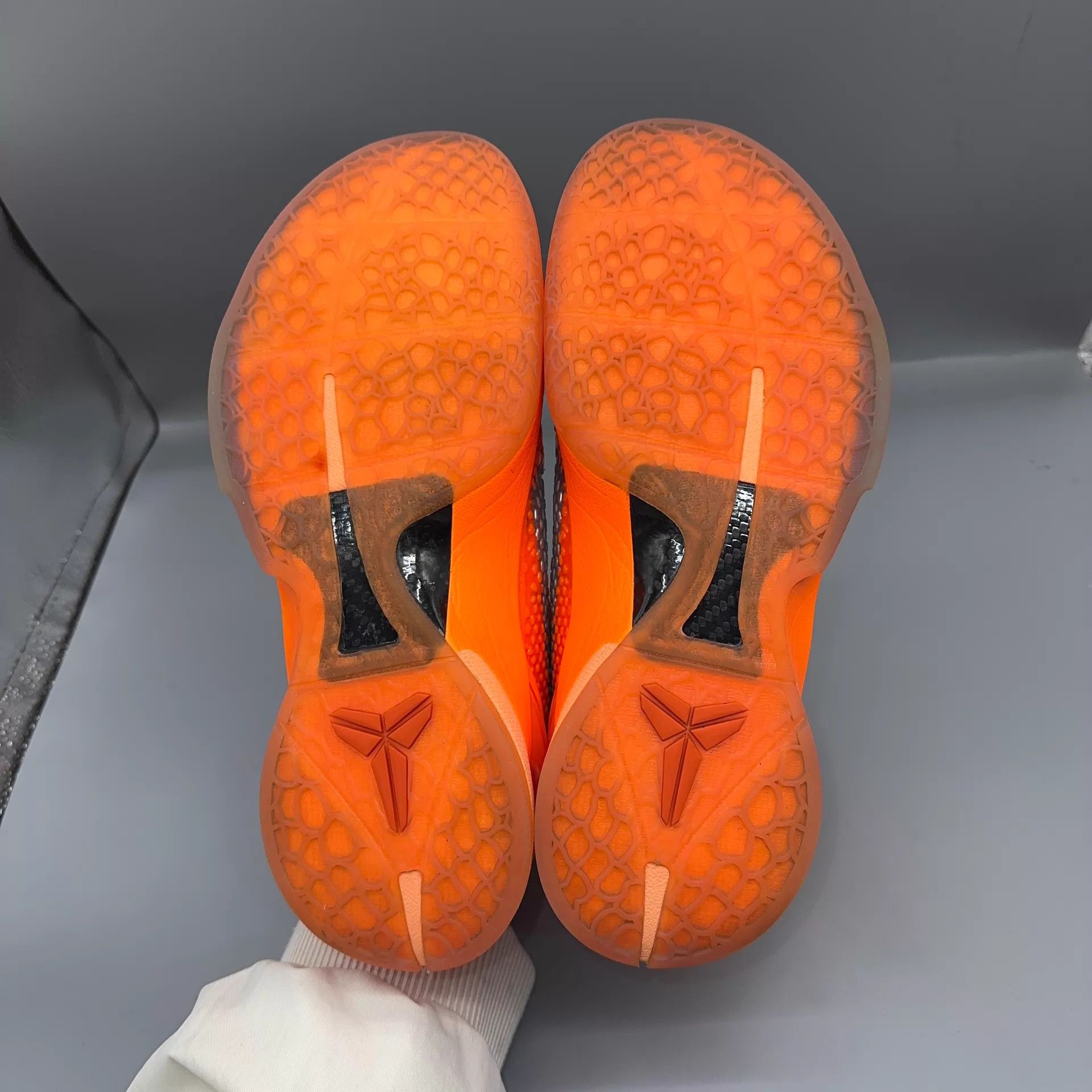 Nike Nike Kobe 6 Orange Silver Men's Size US 9 / EU 42 - 4 Thumbnail