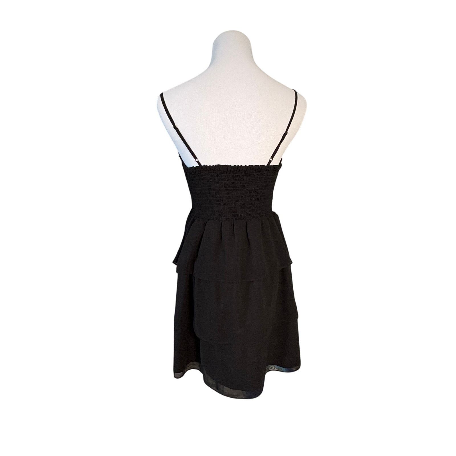 American Eagle Outfitters American Eagle Outfitters Tiered Black Dress sz 8 LBD Party Size M / US 6-8 / IT 42-44 - 5 Thumbnail